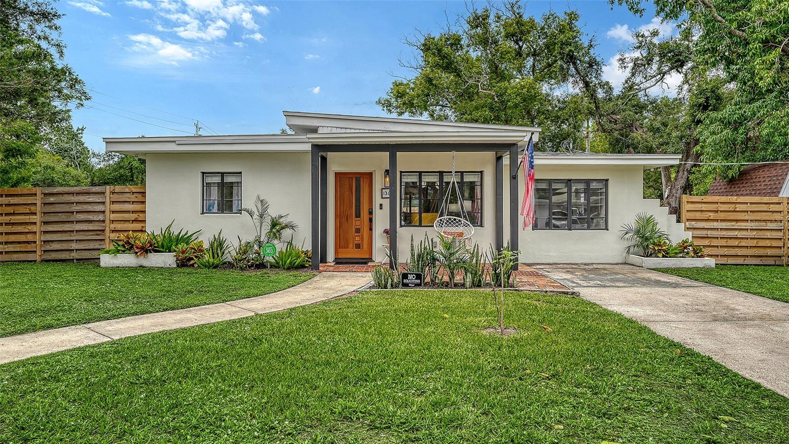 1301 6th St W, Palmetto, FL 34221