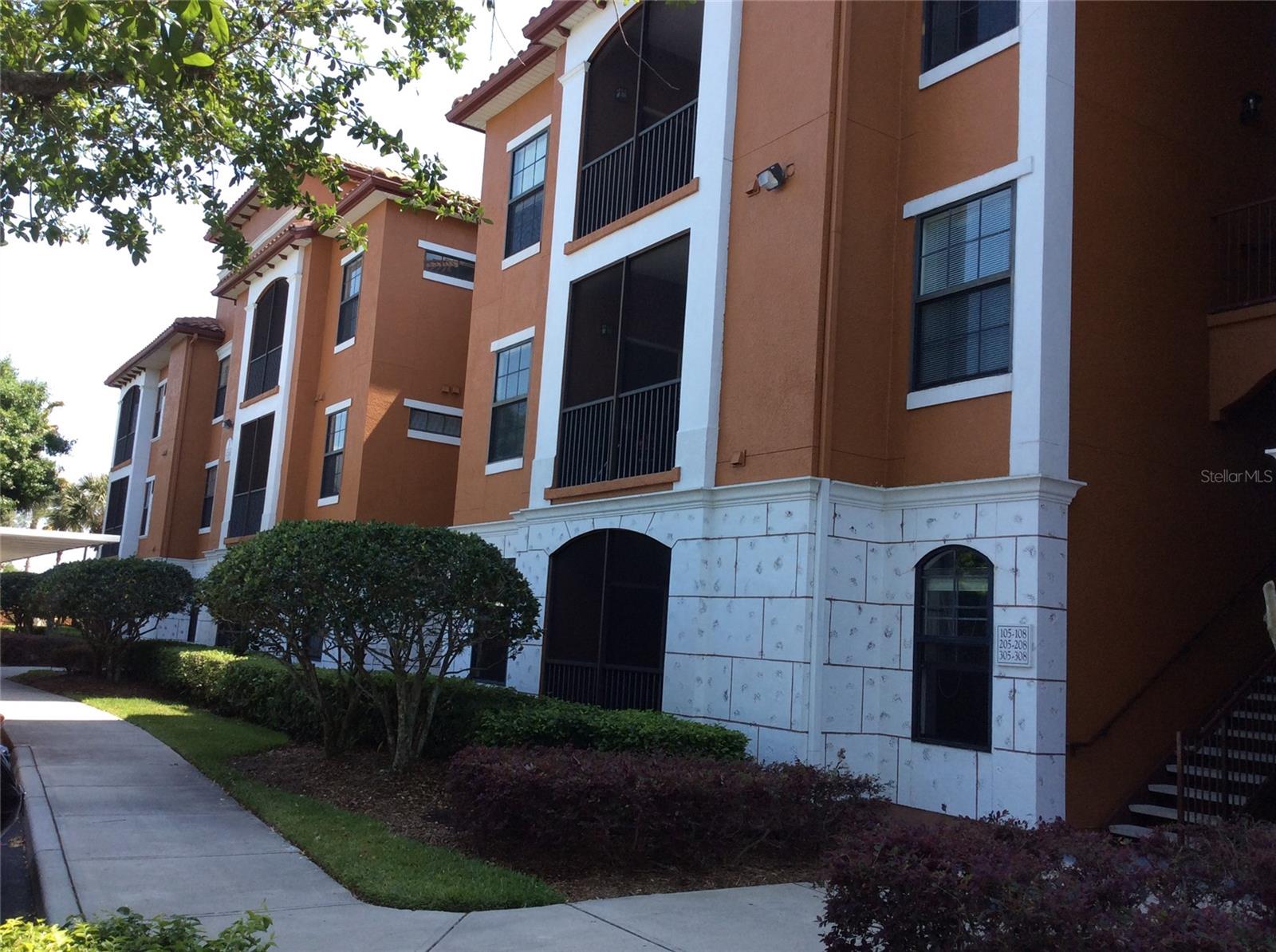8341 38th Street Cir E #305, Sarasota, FL 34243