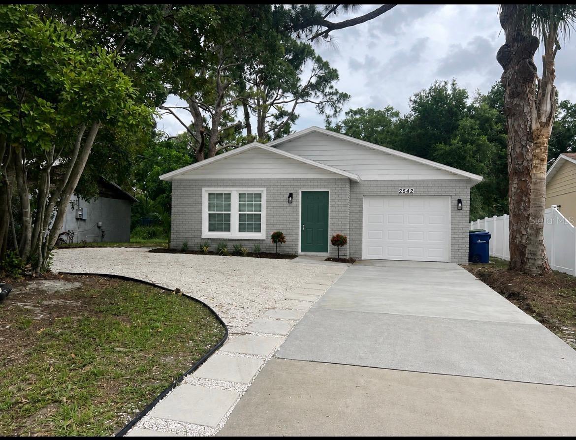 2542 22nd St, Sarasota, FL 34234