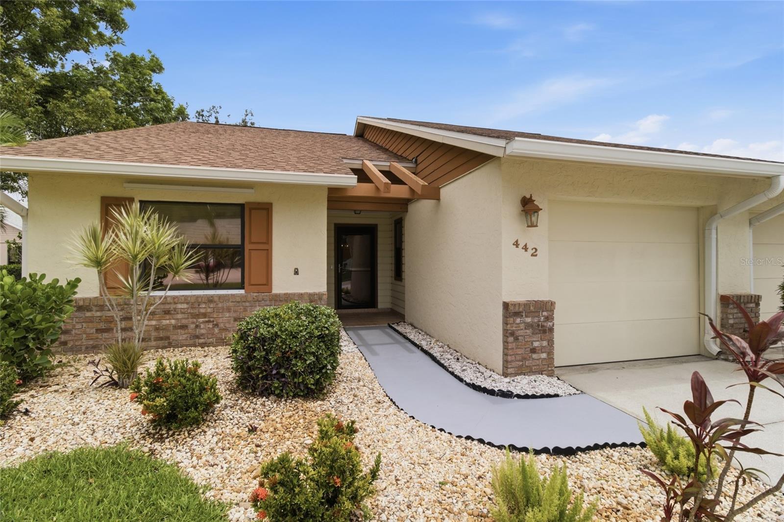 442 Pendleton Dr, Venice, FL 34292