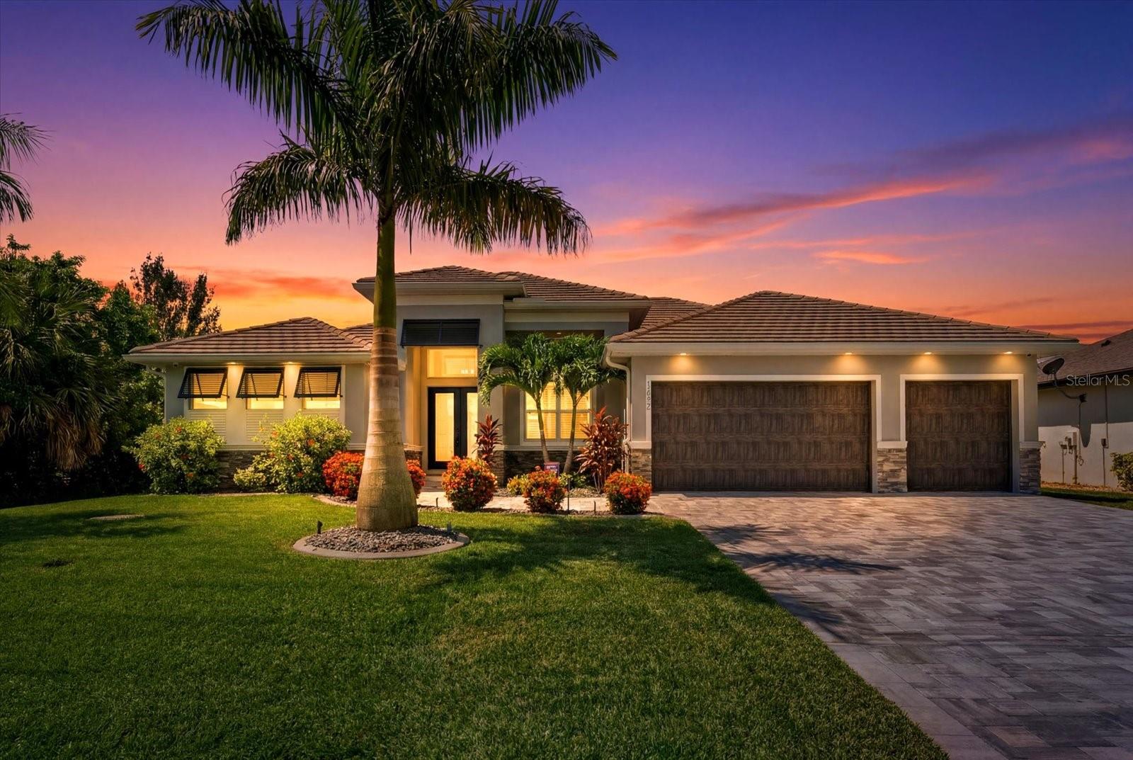 15672 Lakeland Cir, Port Charlotte, FL 33981