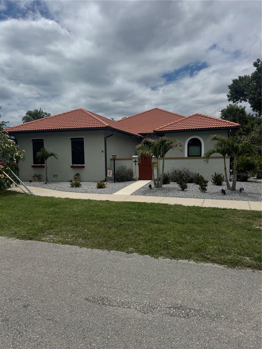 408 Tortuga Dr, Nokomis, FL 34275