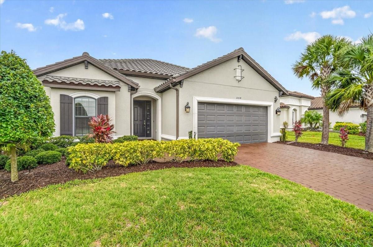 11014 Wicker Park Pl, Palmetto, FL 34221