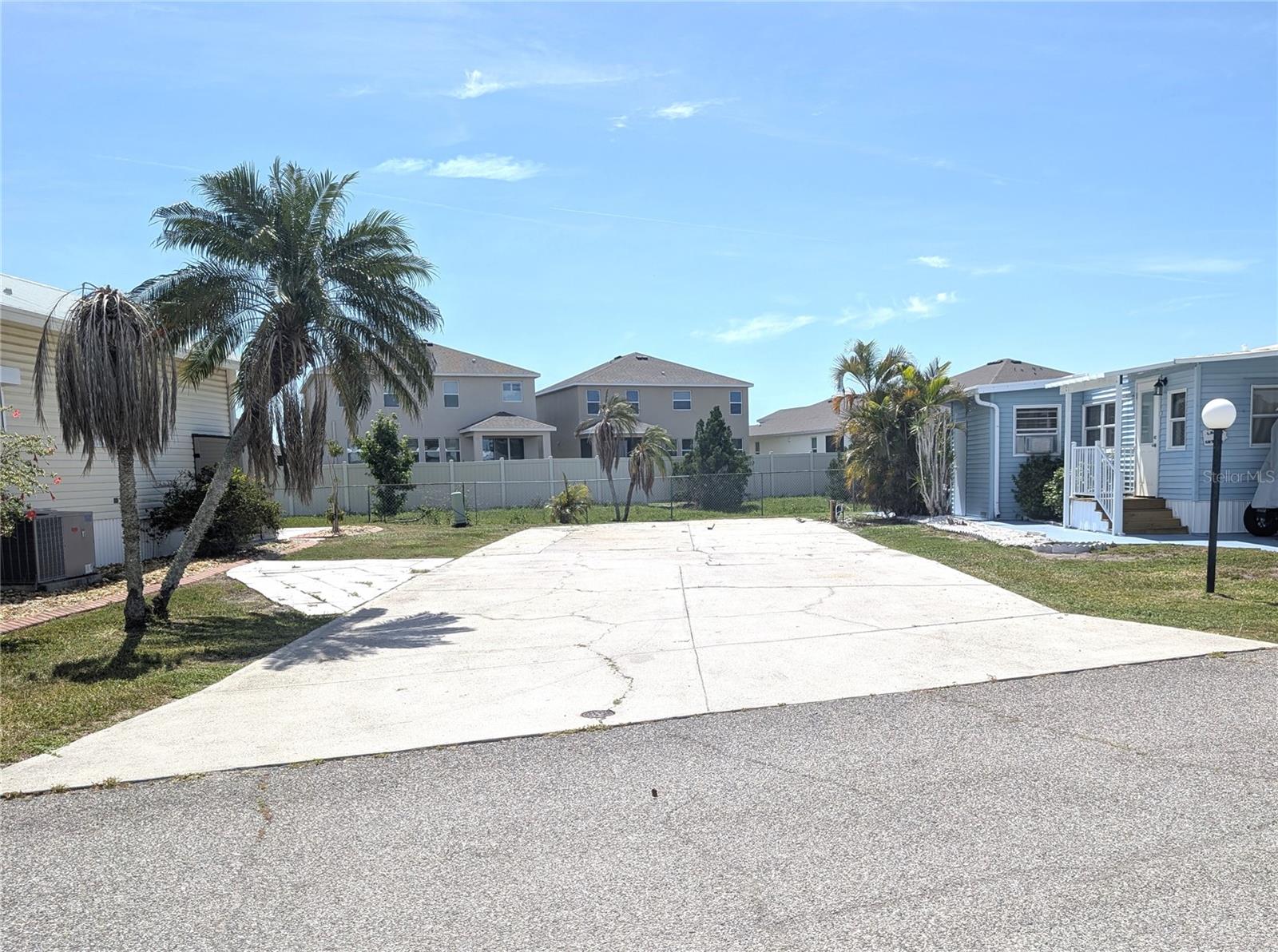 3333 26th Ave E #1335, Bradenton, FL 34208
