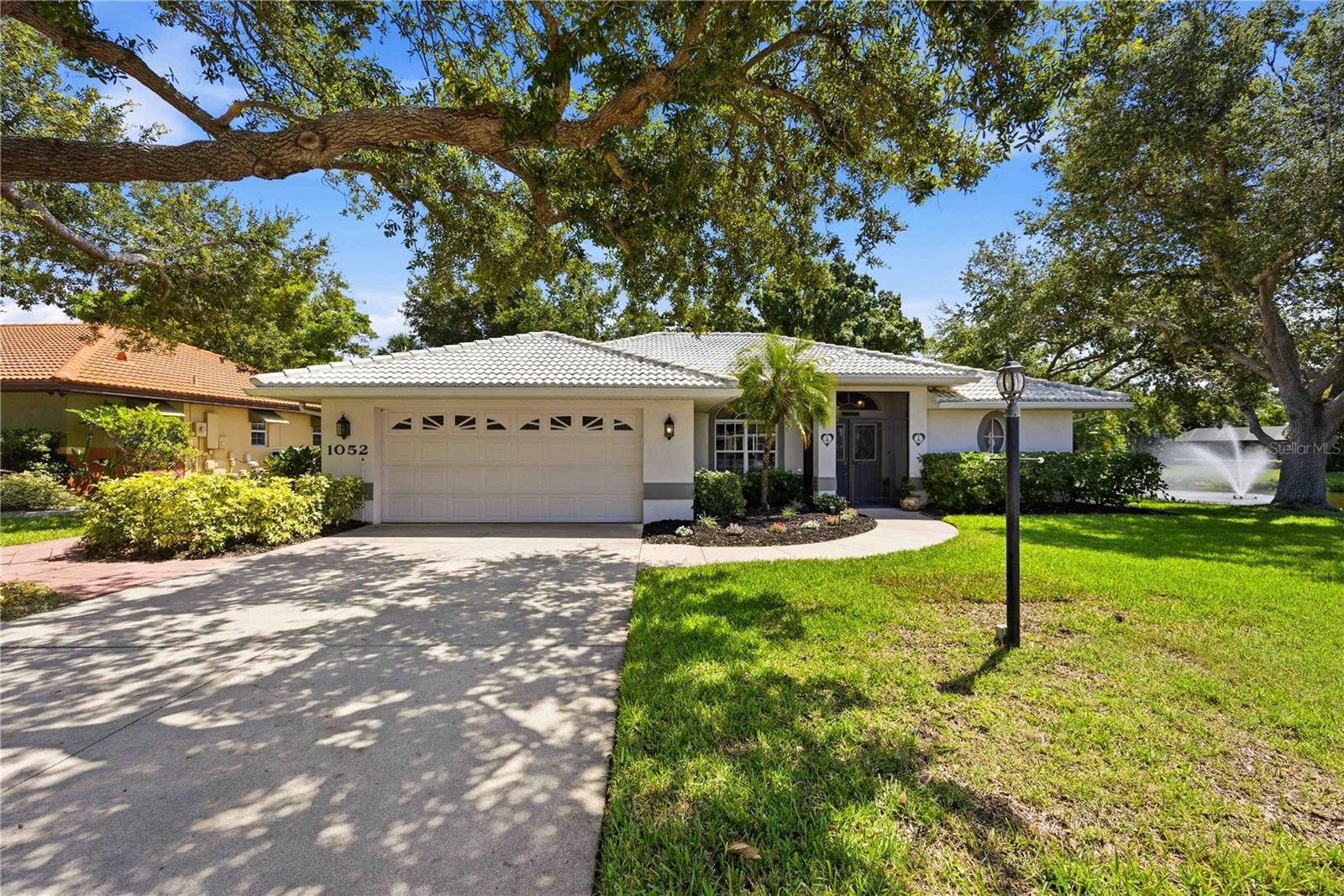 1052 W Truman St, Nokomis, FL 34275