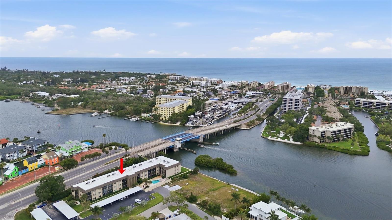 6470 Hollywood Blvd #208, Sarasota, FL 34231