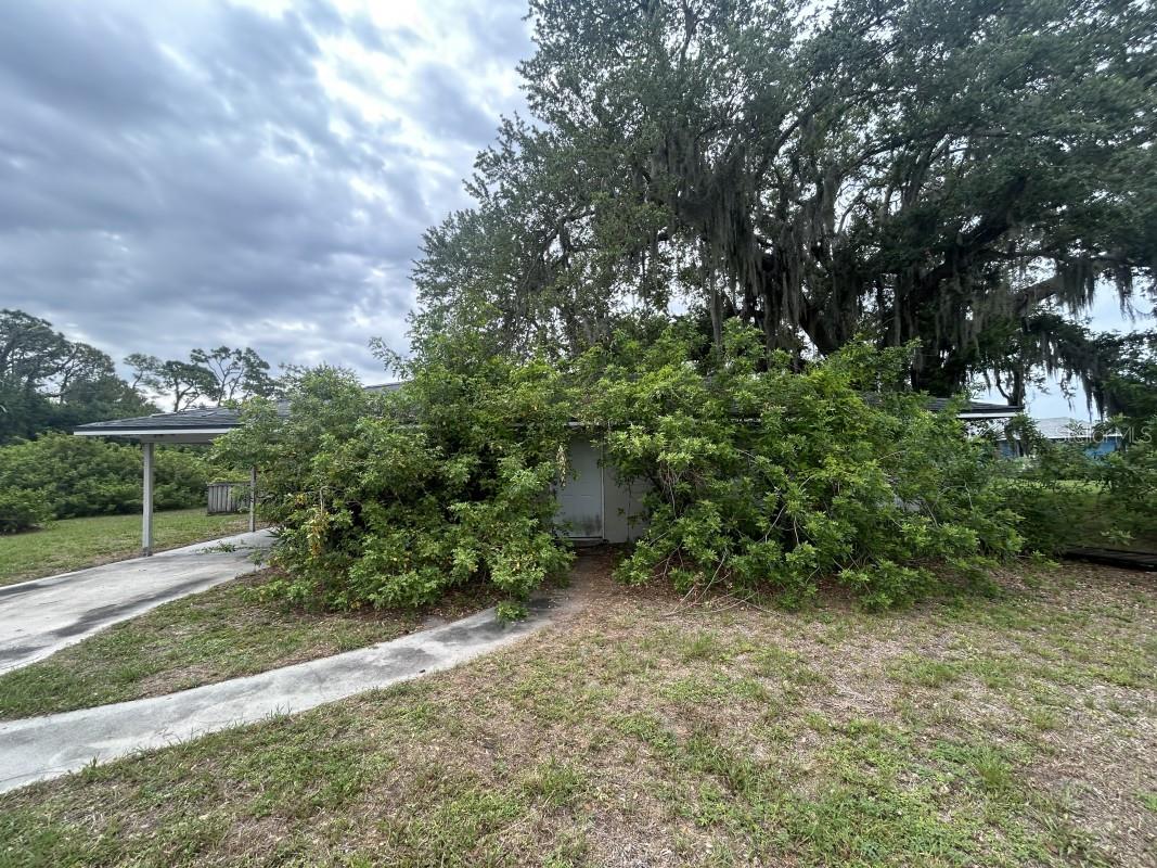 365 N Spring Lake Blvd Nw, Port Charlotte, FL 33952