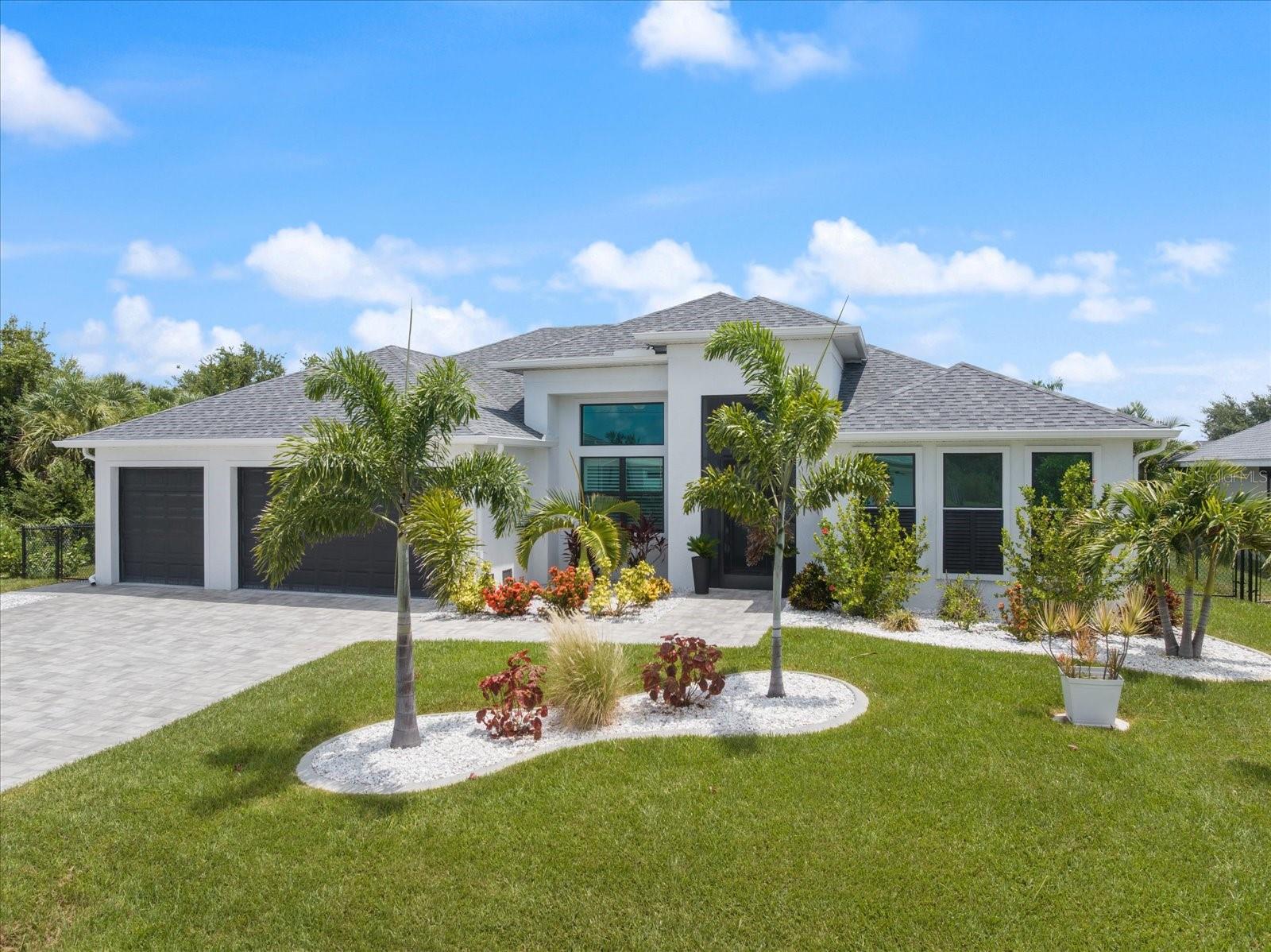 9294 Panama Cir, Port Charlotte, FL 33981