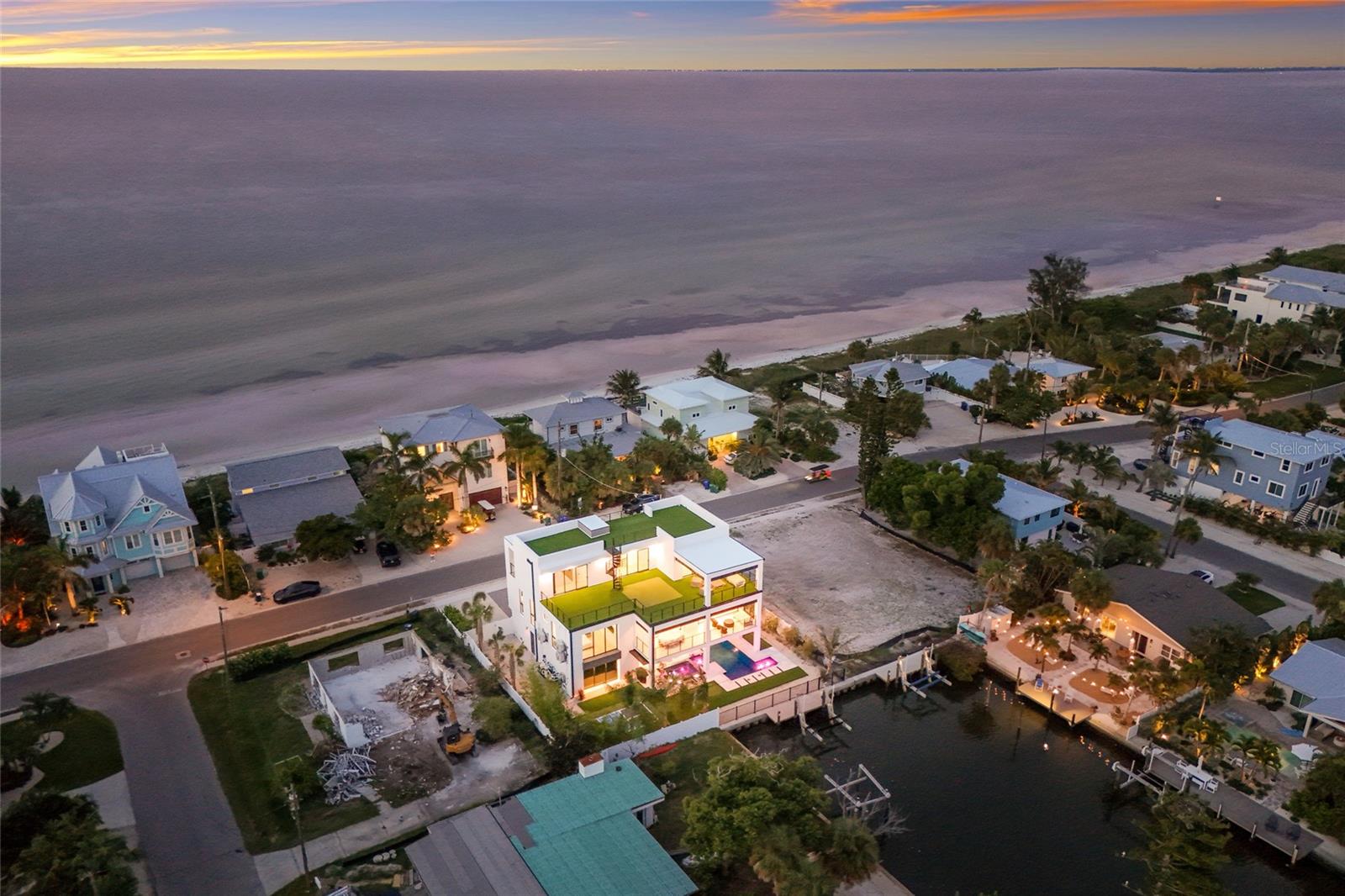 703 S Bay Blvd, Anna Maria, FL 34216