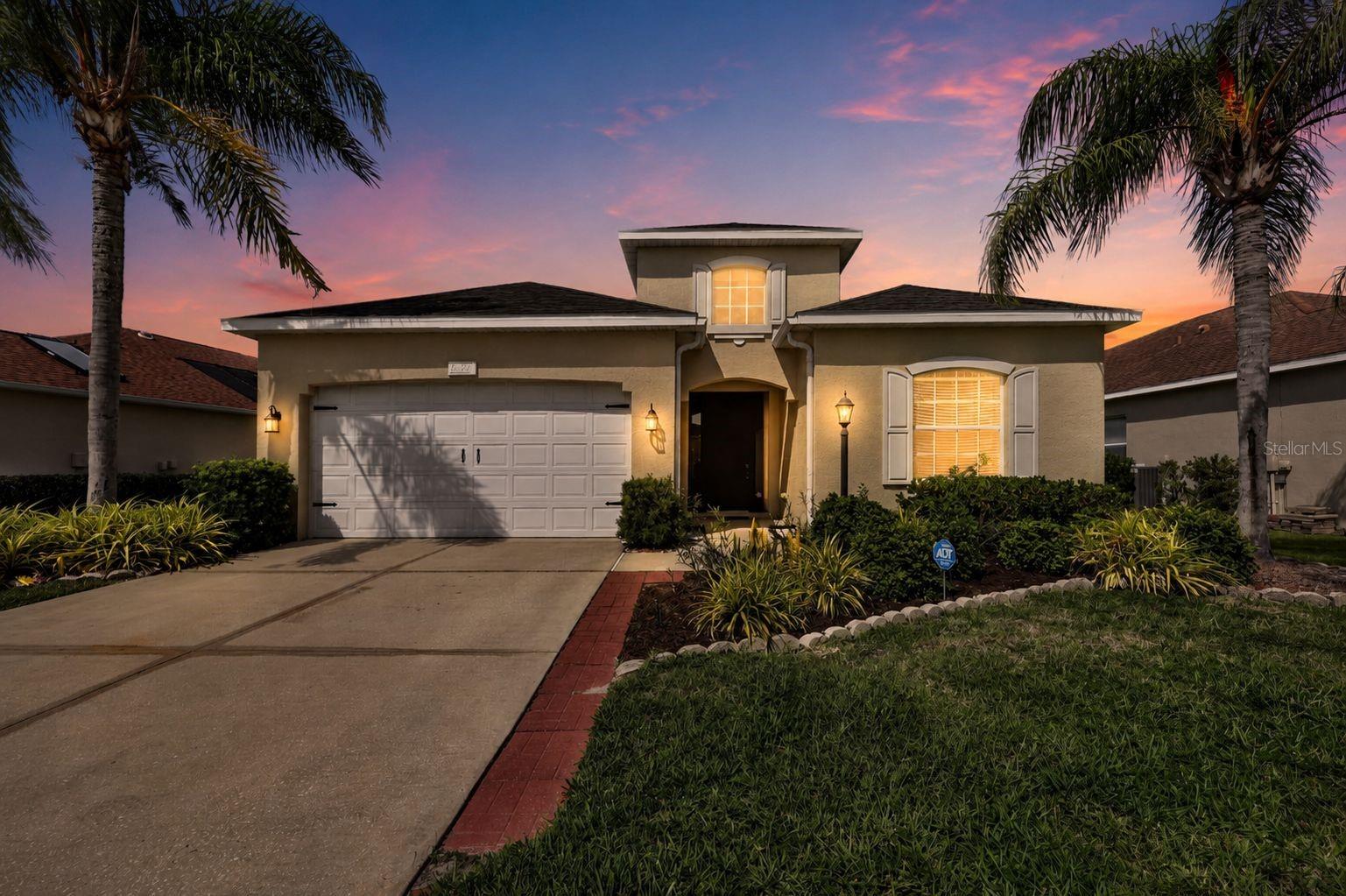 5328 Lexington Dr, Parrish, FL 34219