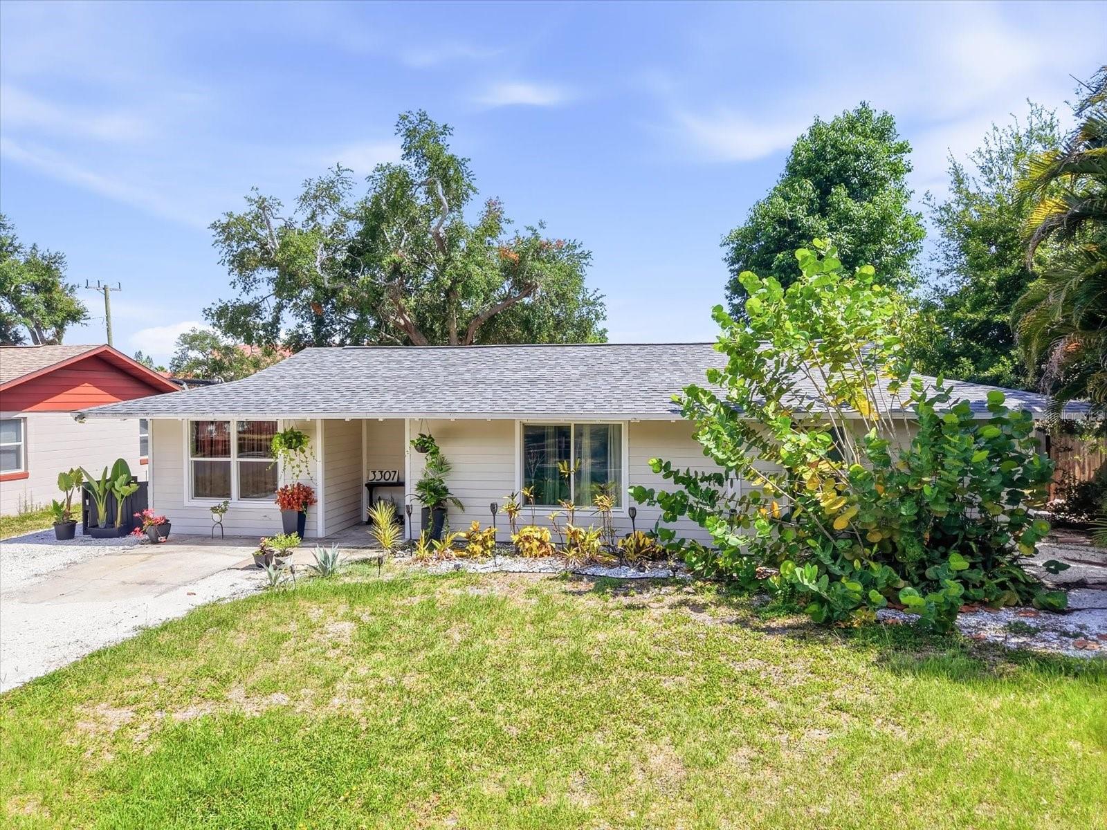 3307 3rd Ave W, Bradenton, FL 34205