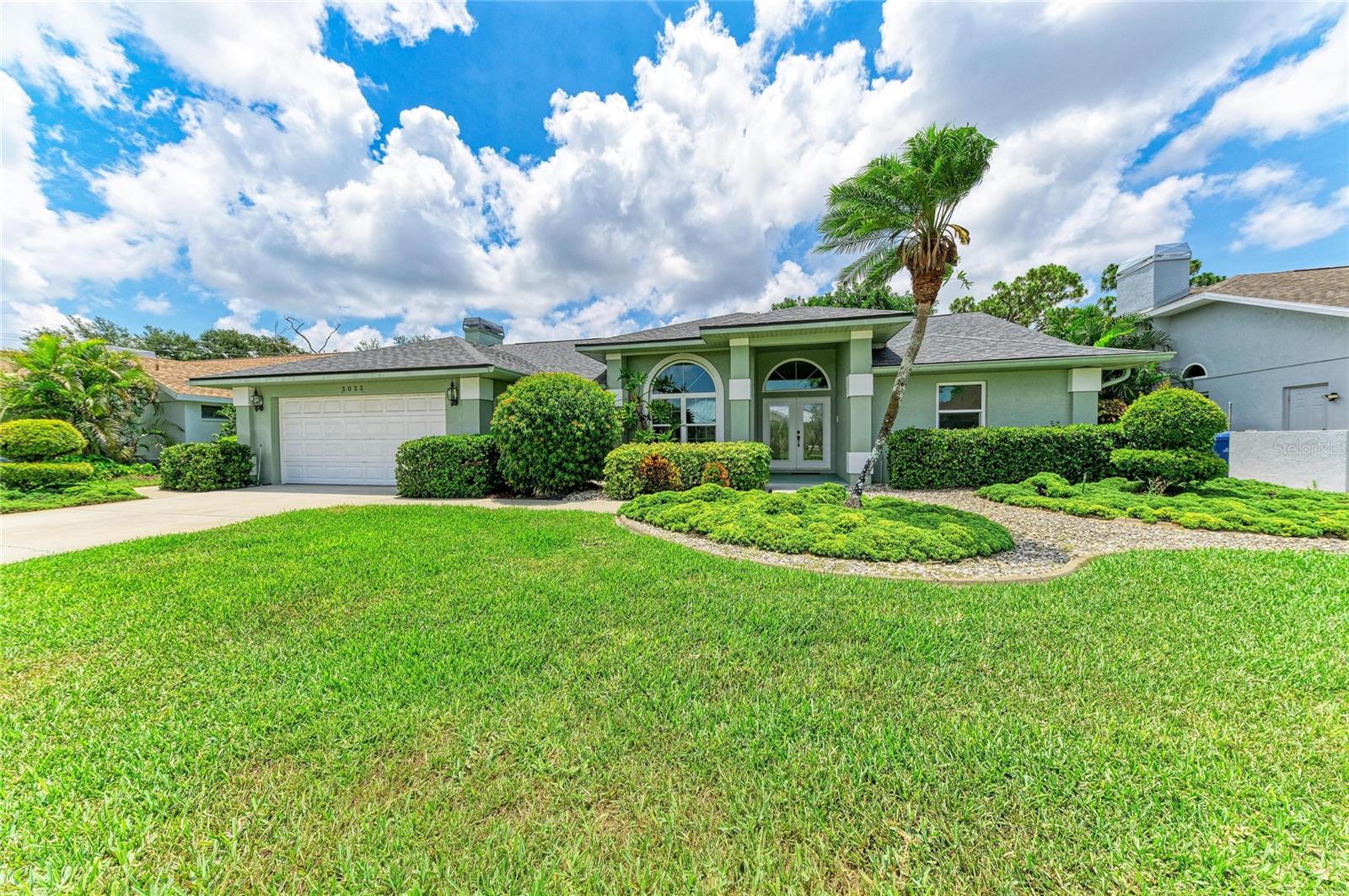 5032 Southern Pine Cir, Venice, FL 34293
