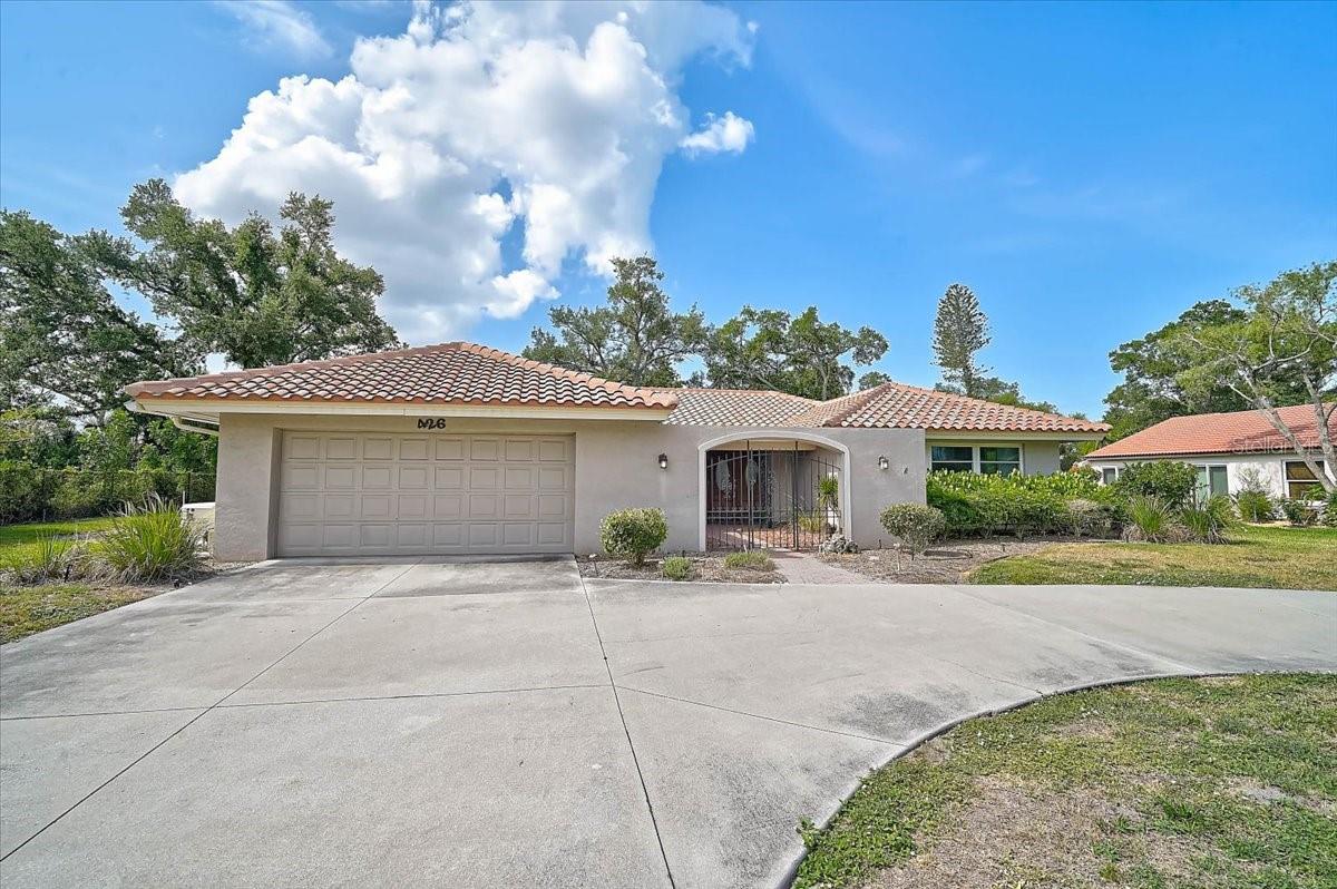 426 Whitfield Ave, Sarasota, FL 34243