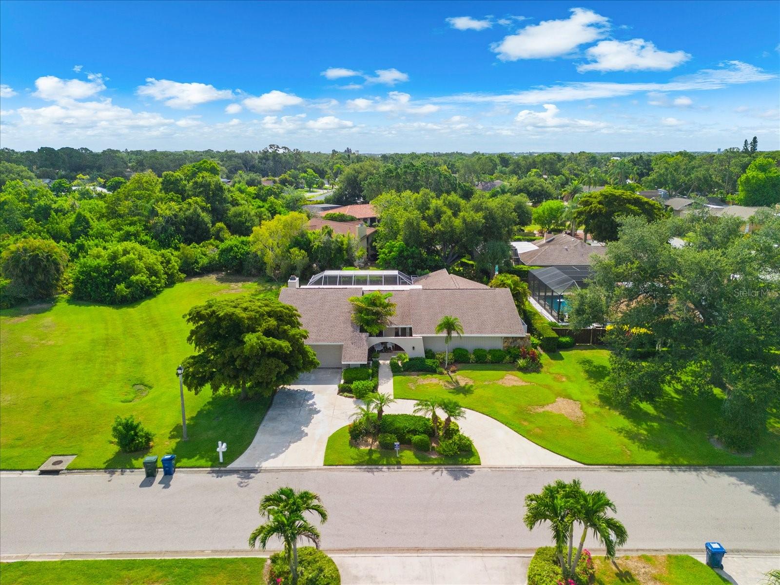 4010 Country View Dr, Sarasota, FL 34233
