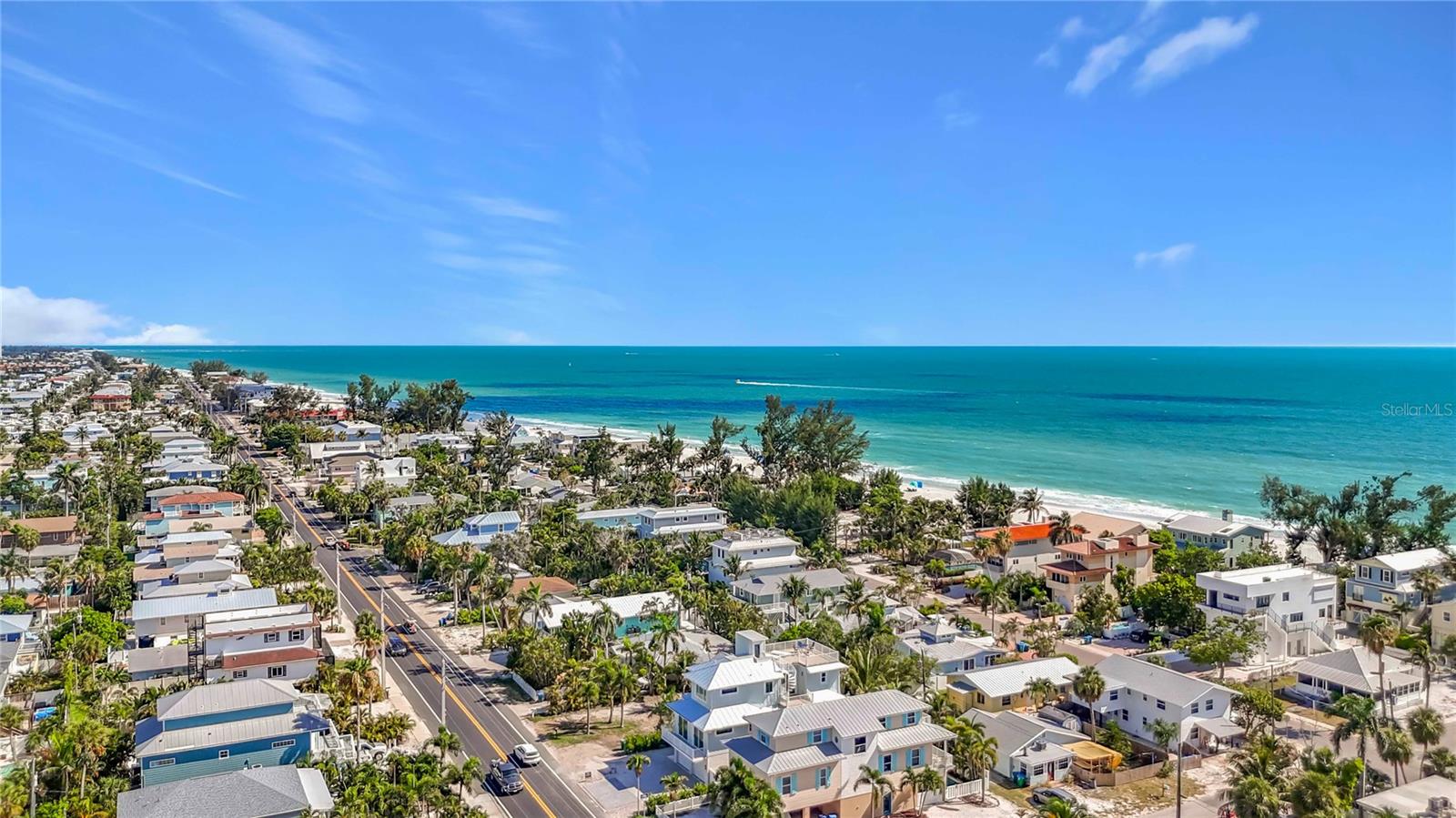 2918 Gulf Dr, Bradenton Beach, FL 34217