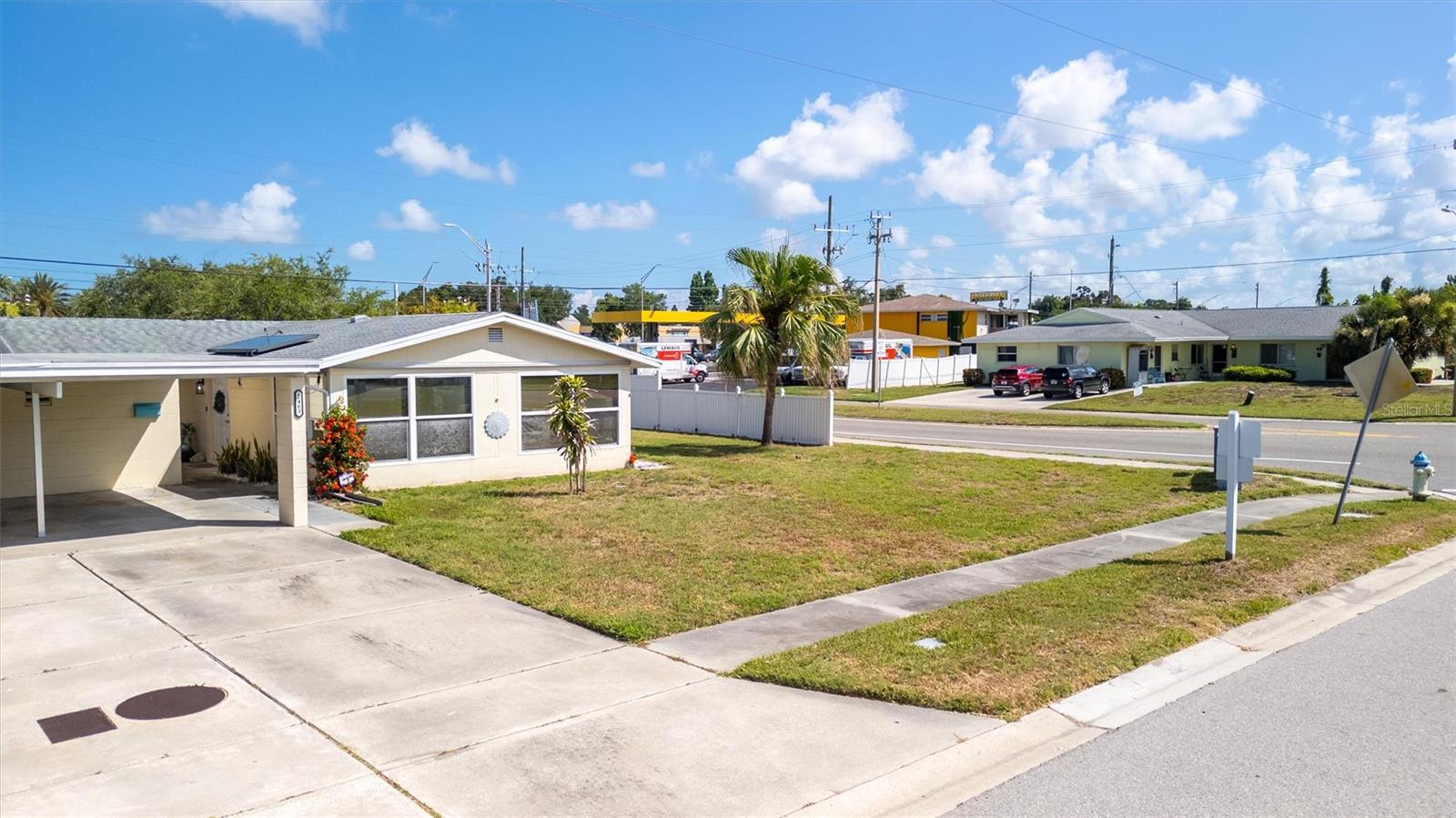 2463 Terry Ln, Sarasota, FL 34231