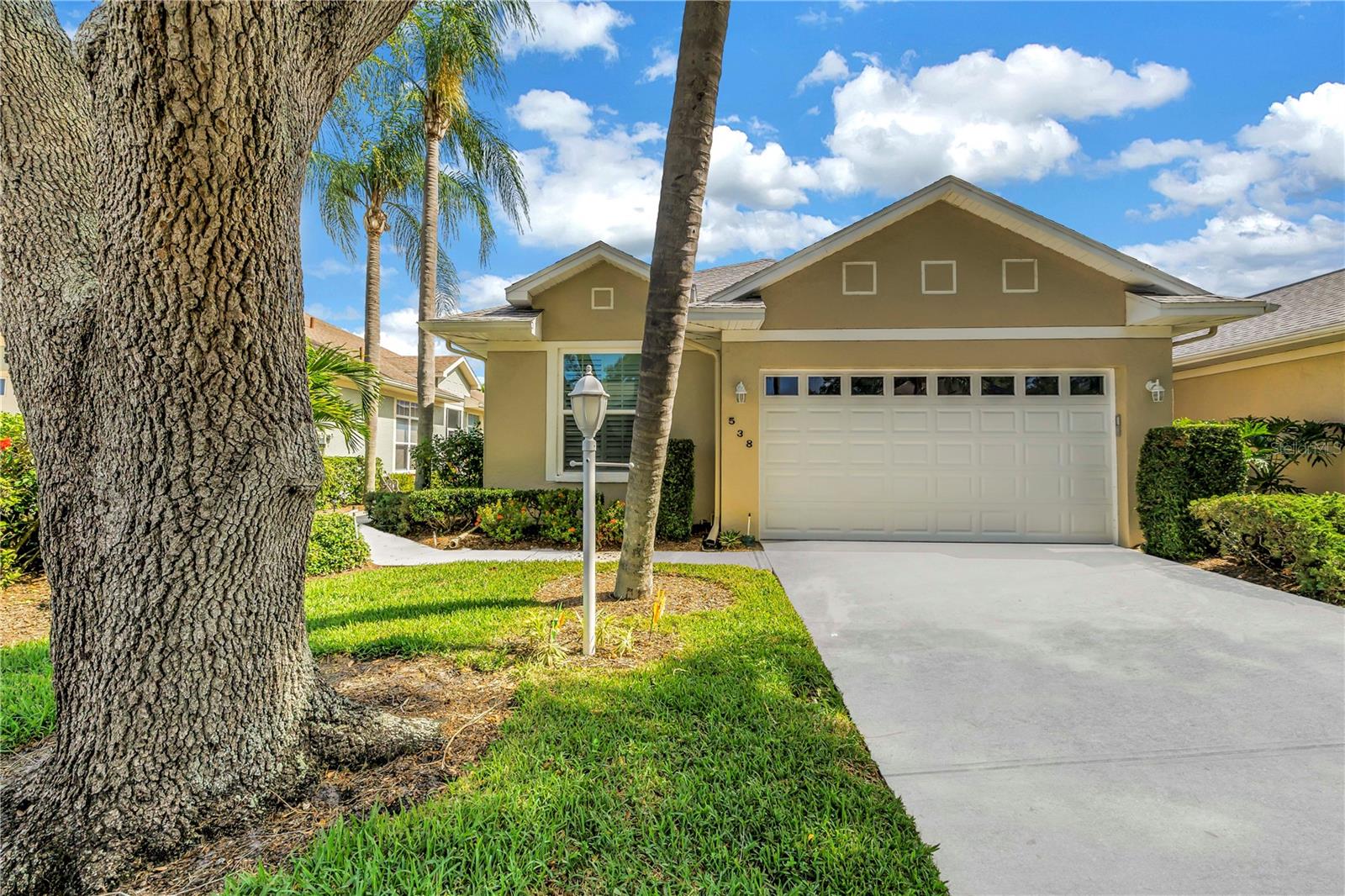 538 Catalina Isles Cir, Venice, FL 34292