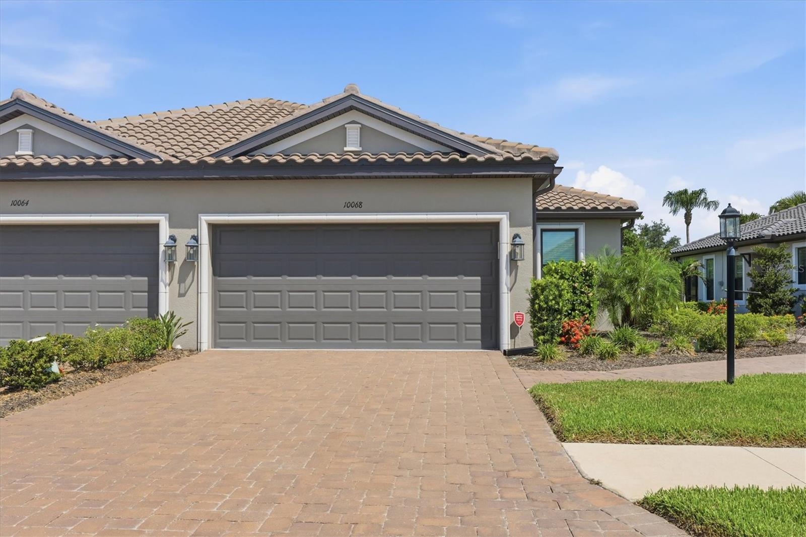 10068 Morning Mist Ln, Sarasota, FL 34241