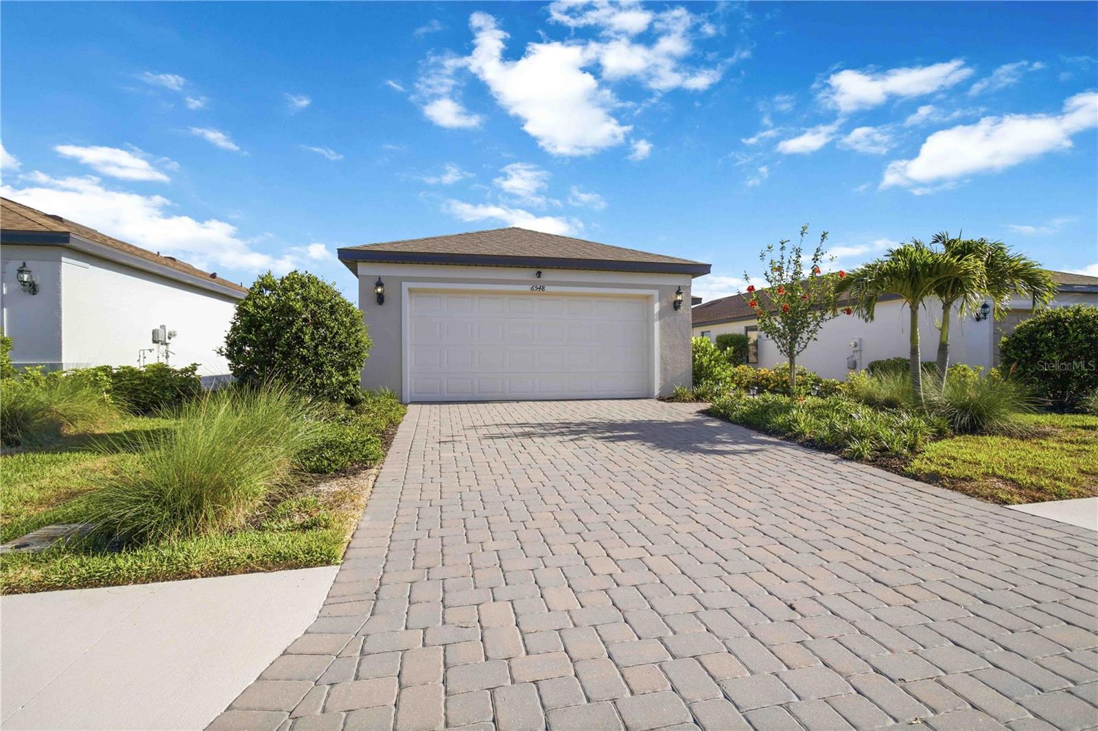 6548 Silverstar Dr, Sarasota, FL 34240