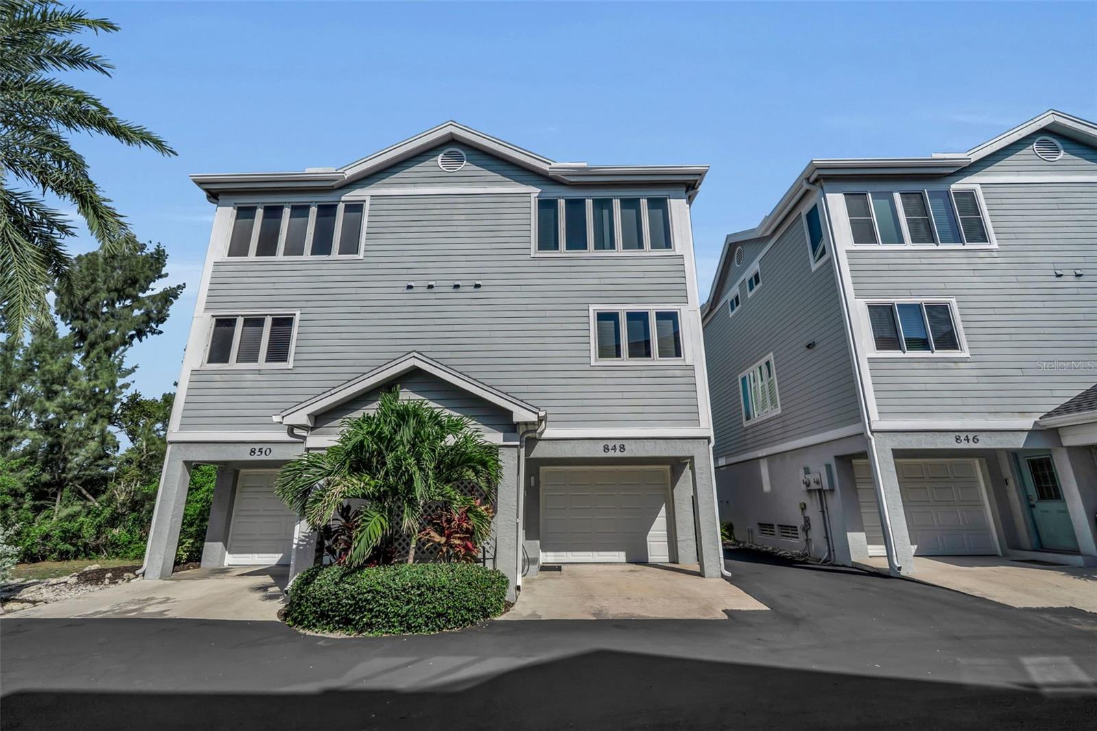 848 Evergreen Way, Longboat Key, FL 34228