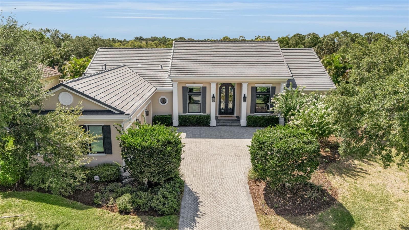 8986 Bloomfield Blvd, Sarasota, FL 34238
