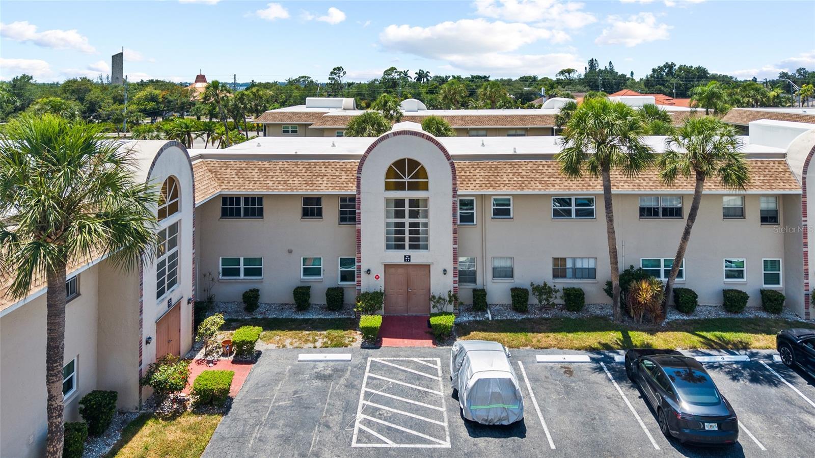 2727 75th St W #8a13, Bradenton, FL 34209