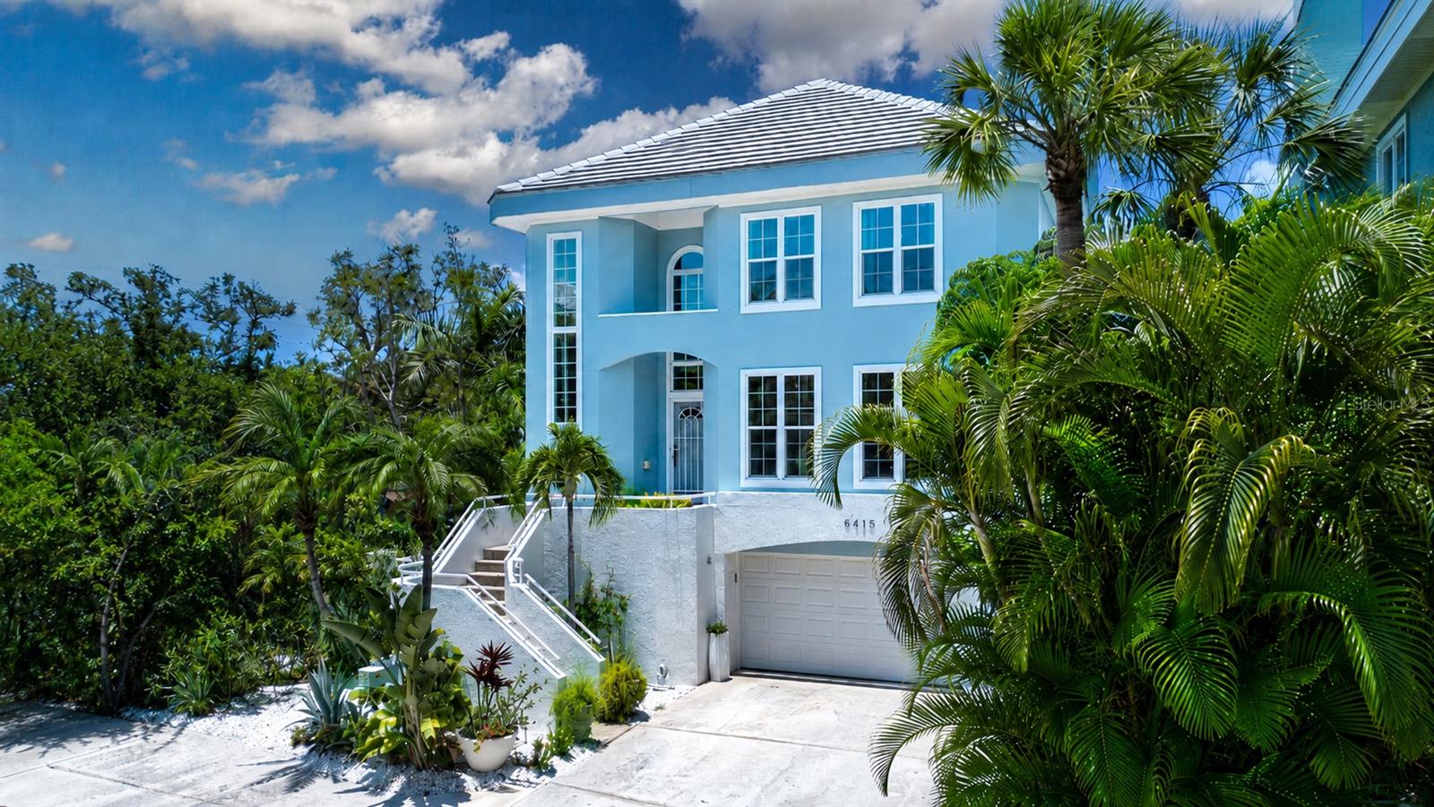3915 Somerset Dr #9, Sarasota, FL 34242
