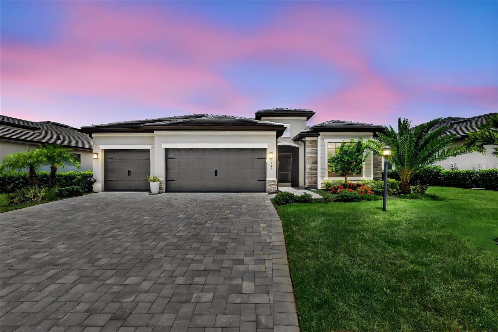 4881 Seafoam Trl, Bradenton, FL 34211