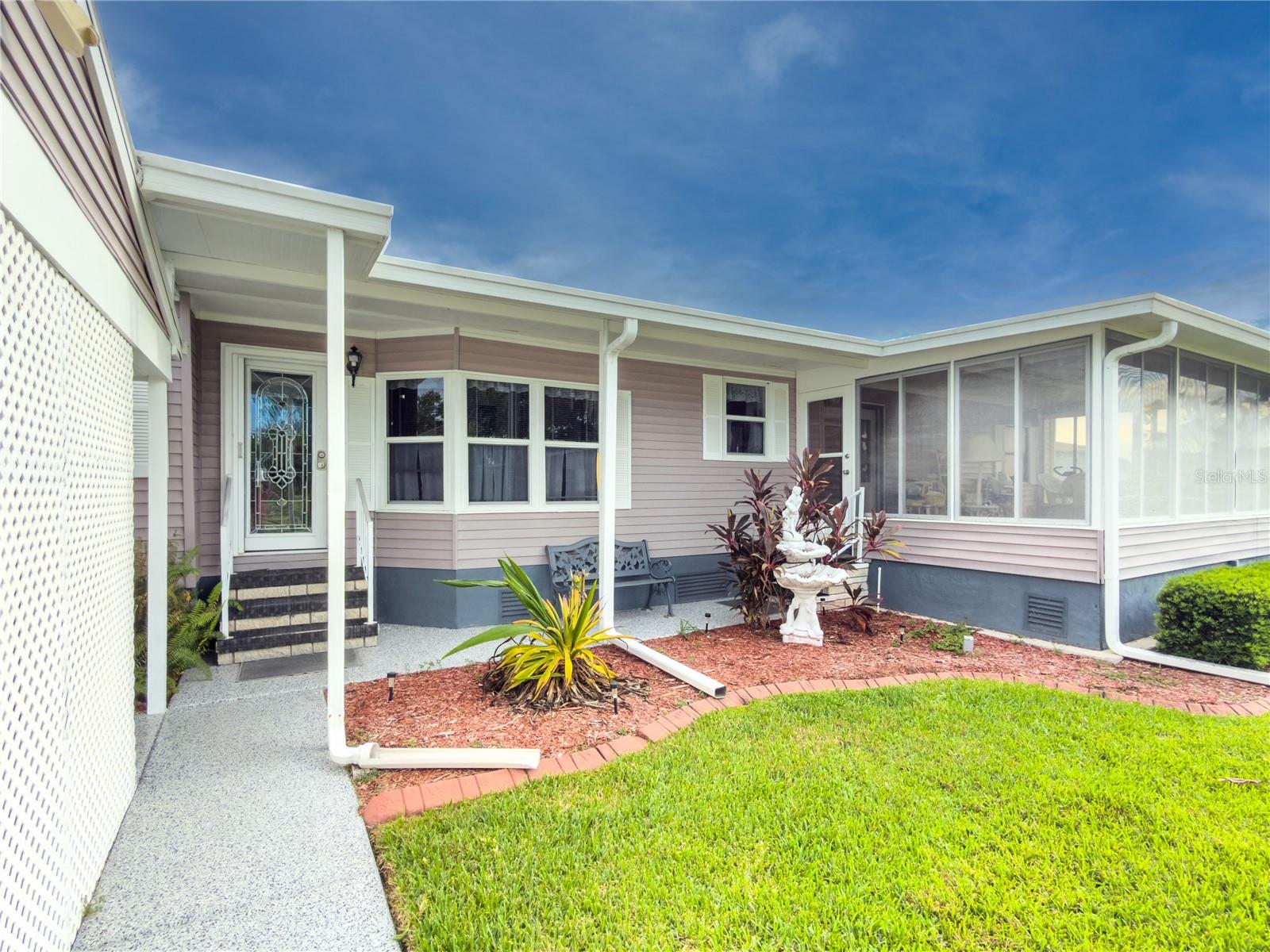 180 Nightingale Cir, Ellenton, FL 34222