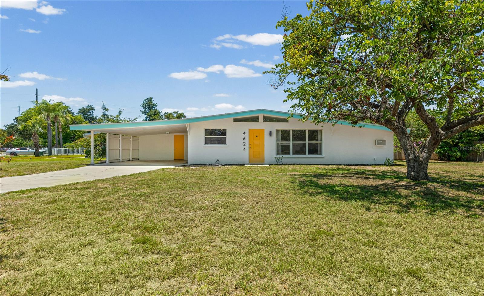 4624 Naomi Ridge Ln, Sarasota, FL 34233