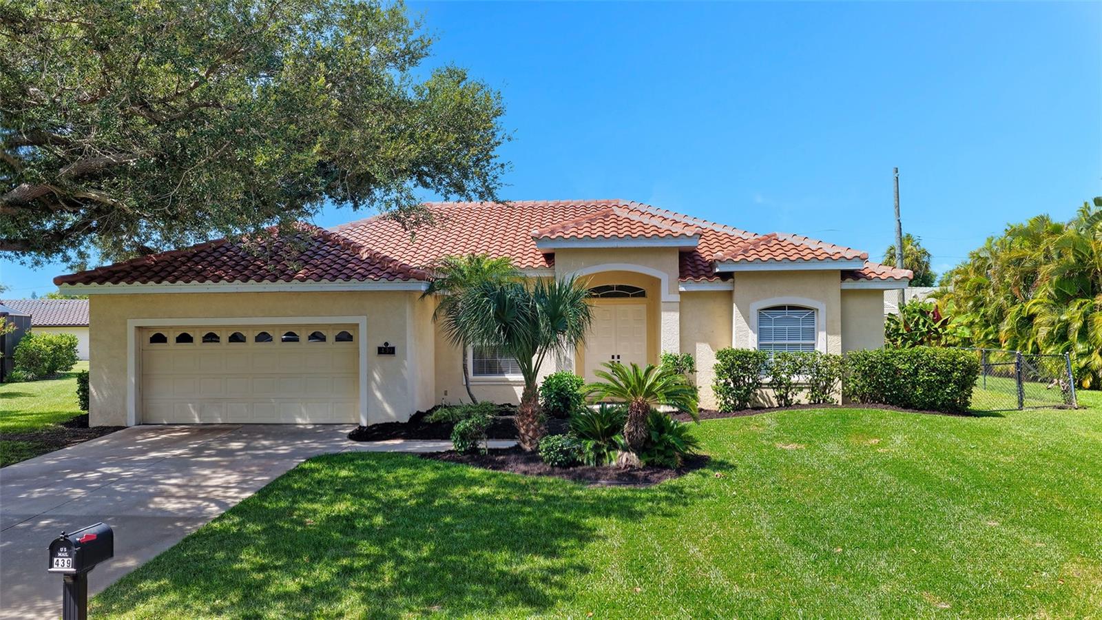 439 E Rossetti Dr, Nokomis, FL 34275