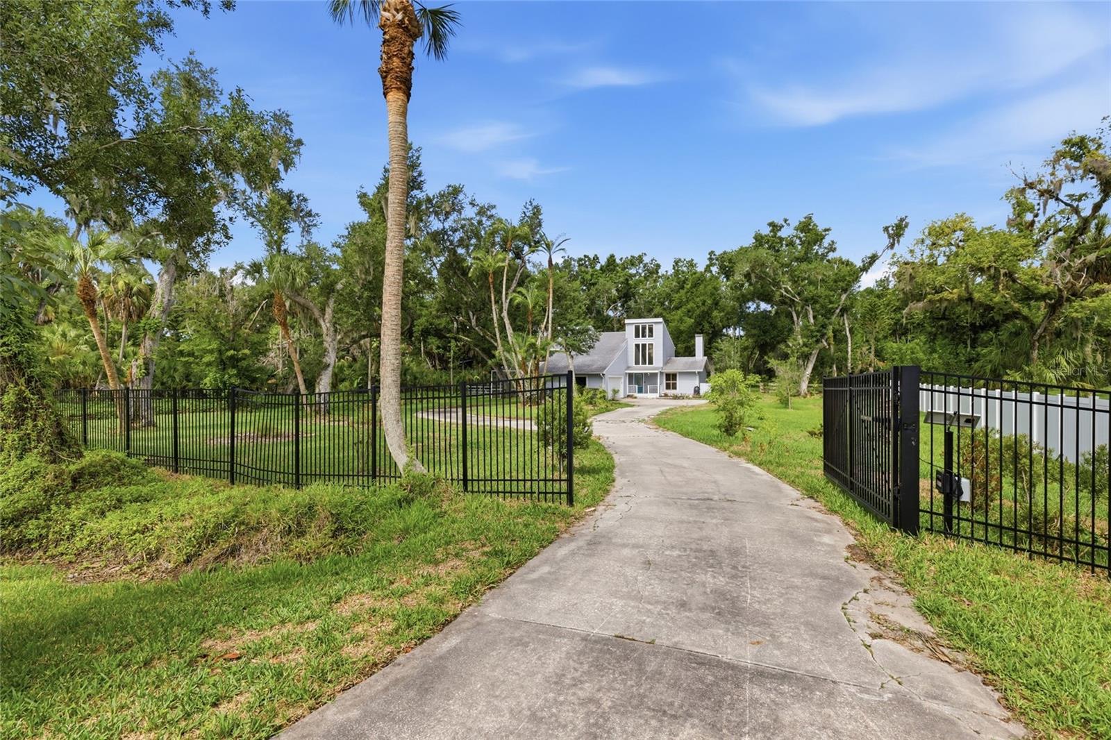 3404 62nd St E, Bradenton, FL 34208