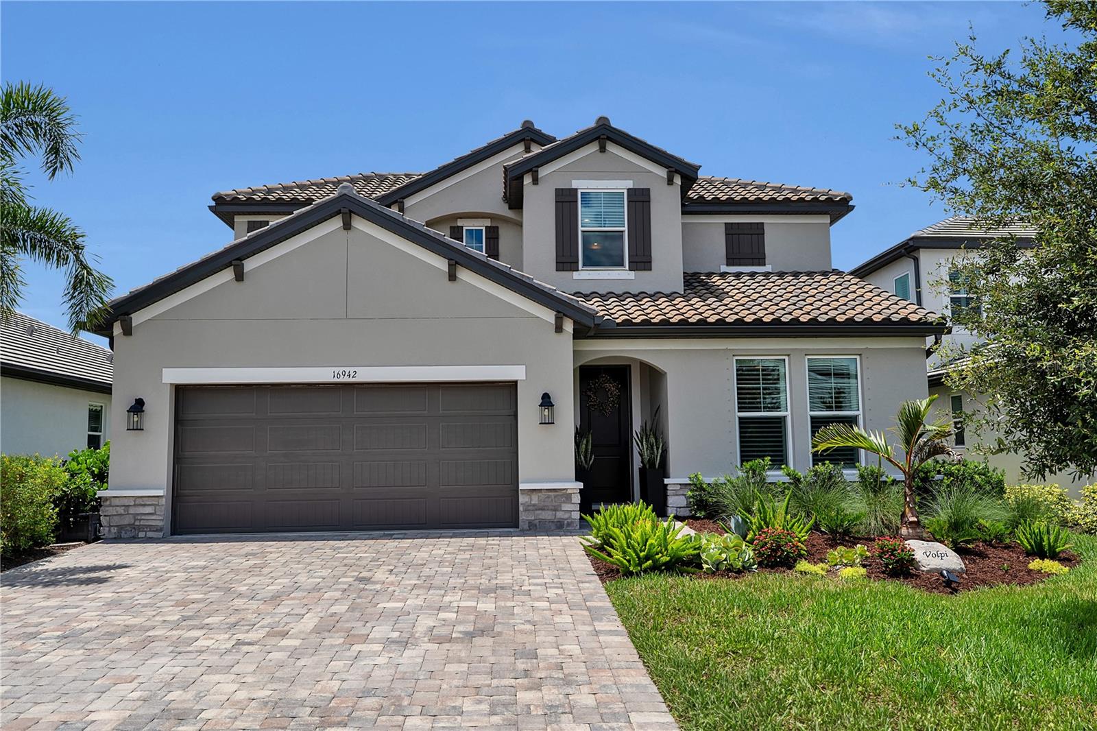 16942 Savory Mist Cir, Bradenton, FL 34211