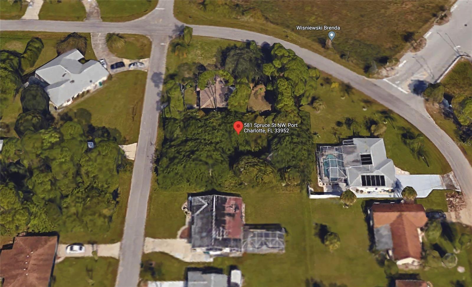 581 Spruce St Nw, Port Charlotte, FL 33952
