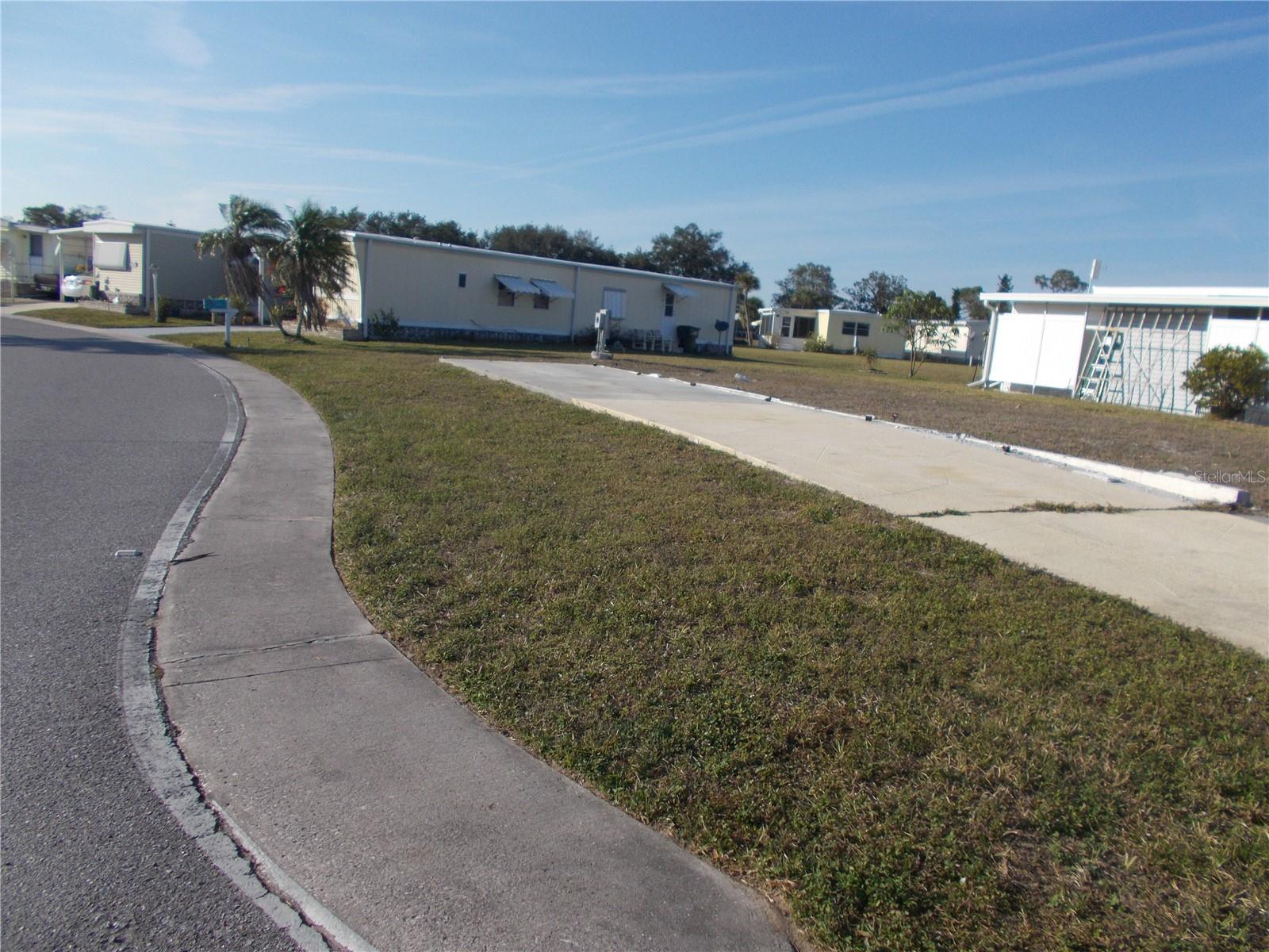 6581 Center Ln, North Port, FL 34287