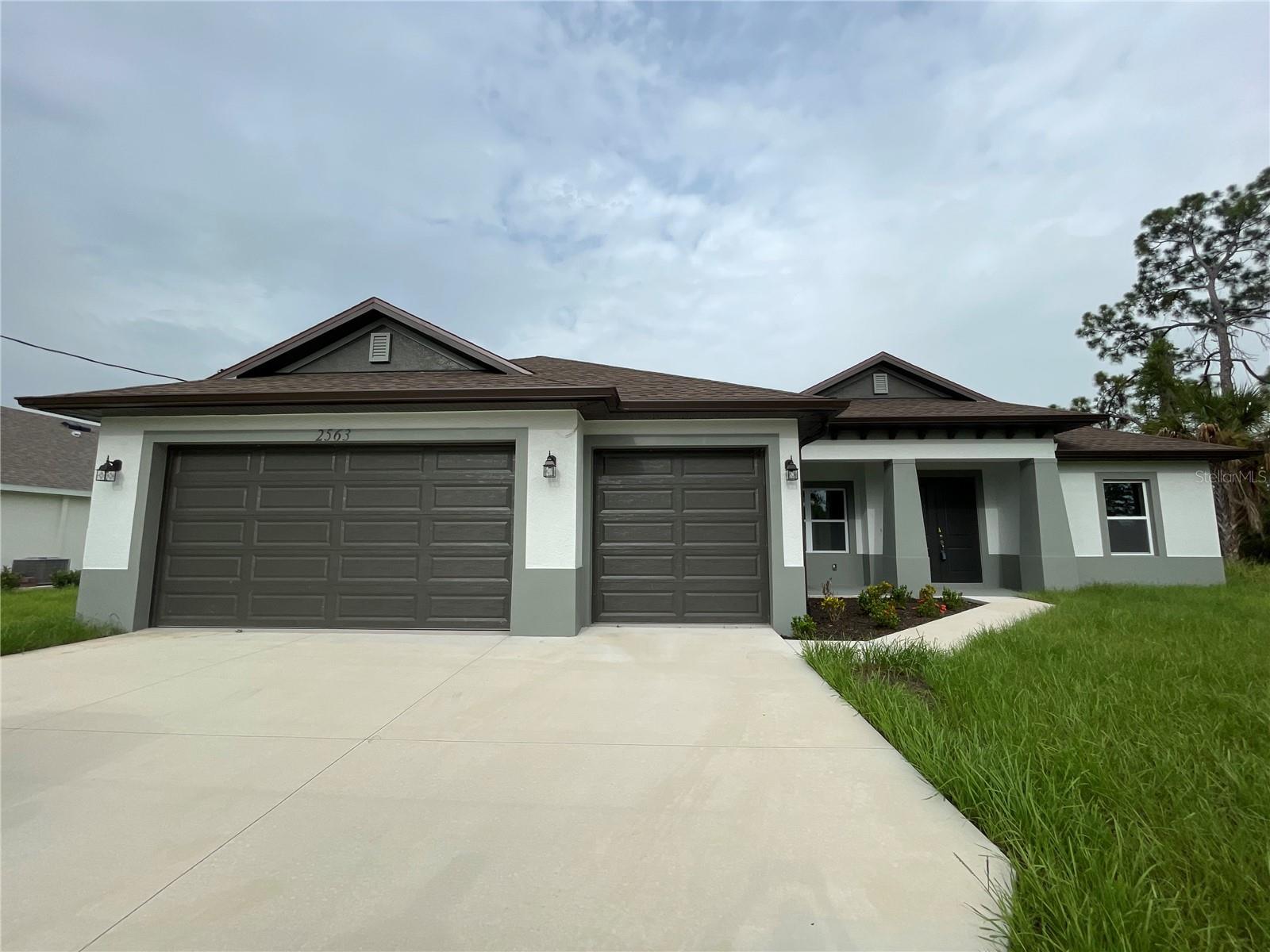 2563 Longworthy Rd, North Port, FL 34288