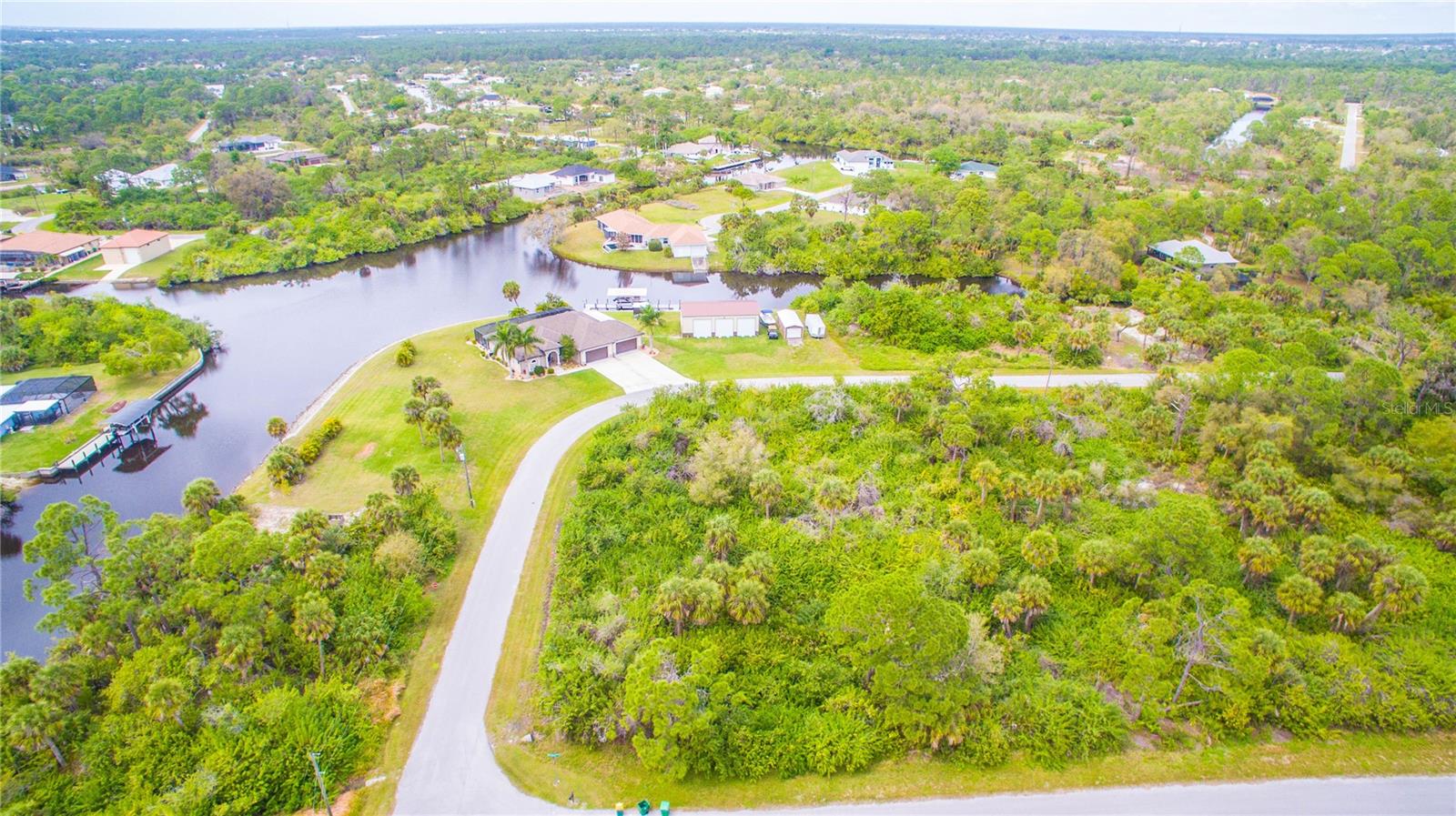 1310 Braklet Ter, Port Charlotte, FL 33953