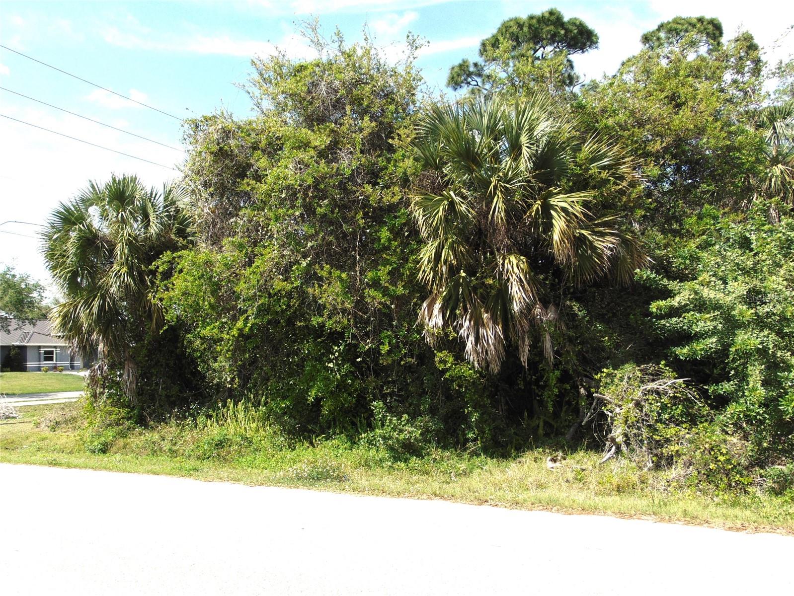 18496 Quaint Ave, Port Charlotte, FL 33948