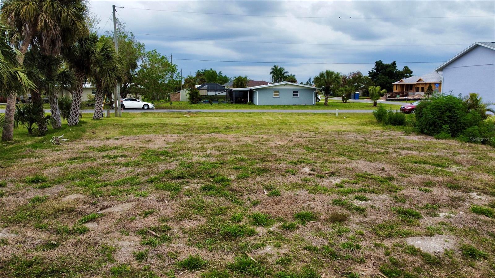 341 Lake Ct, Punta Gorda, FL 33950