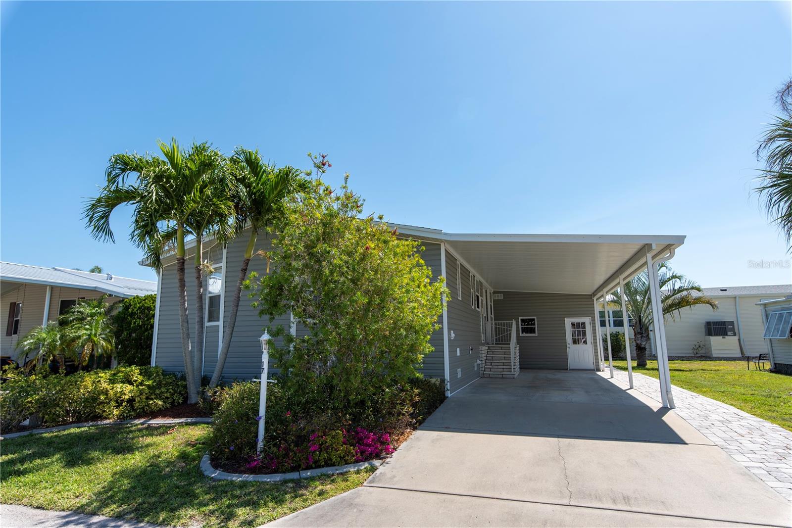 17 Amsterdam Ave, Punta Gorda, FL 33950