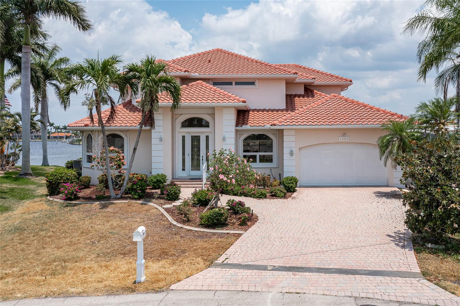 1060 San Mateo Dr, Punta Gorda, FL 33950