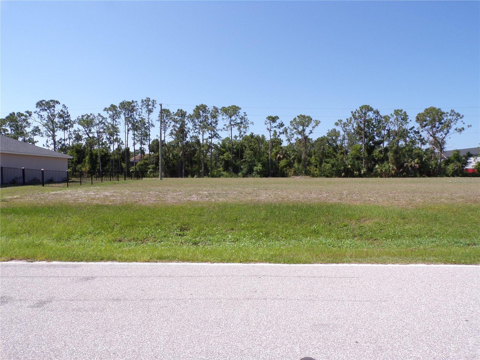 25051 Doredo Dr, Punta Gorda, FL 33955