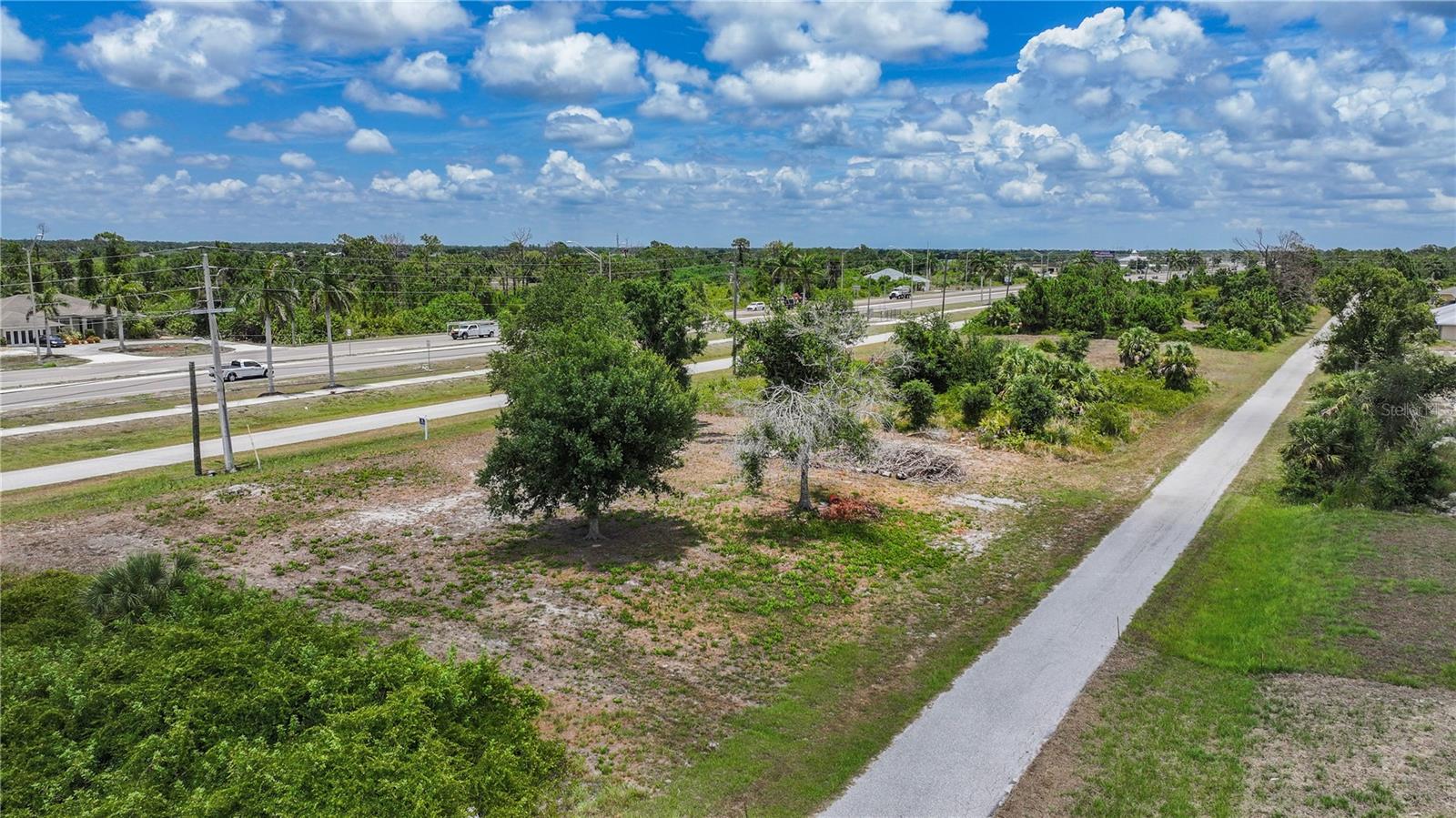 8576 Wiltshire Dr, Port Charlotte, FL 33981