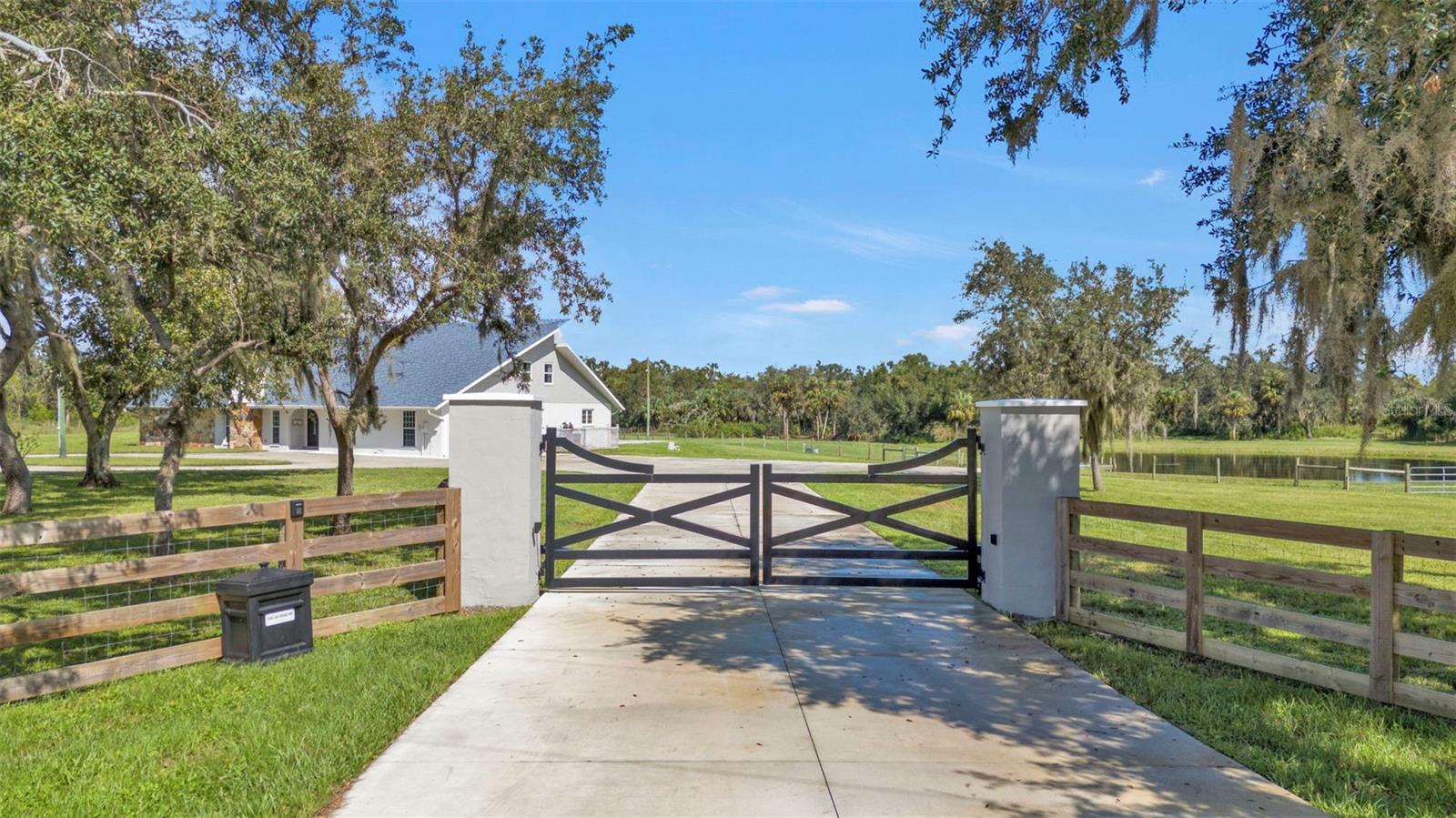 15300 Water Oak Ct, Punta Gorda, FL 33982