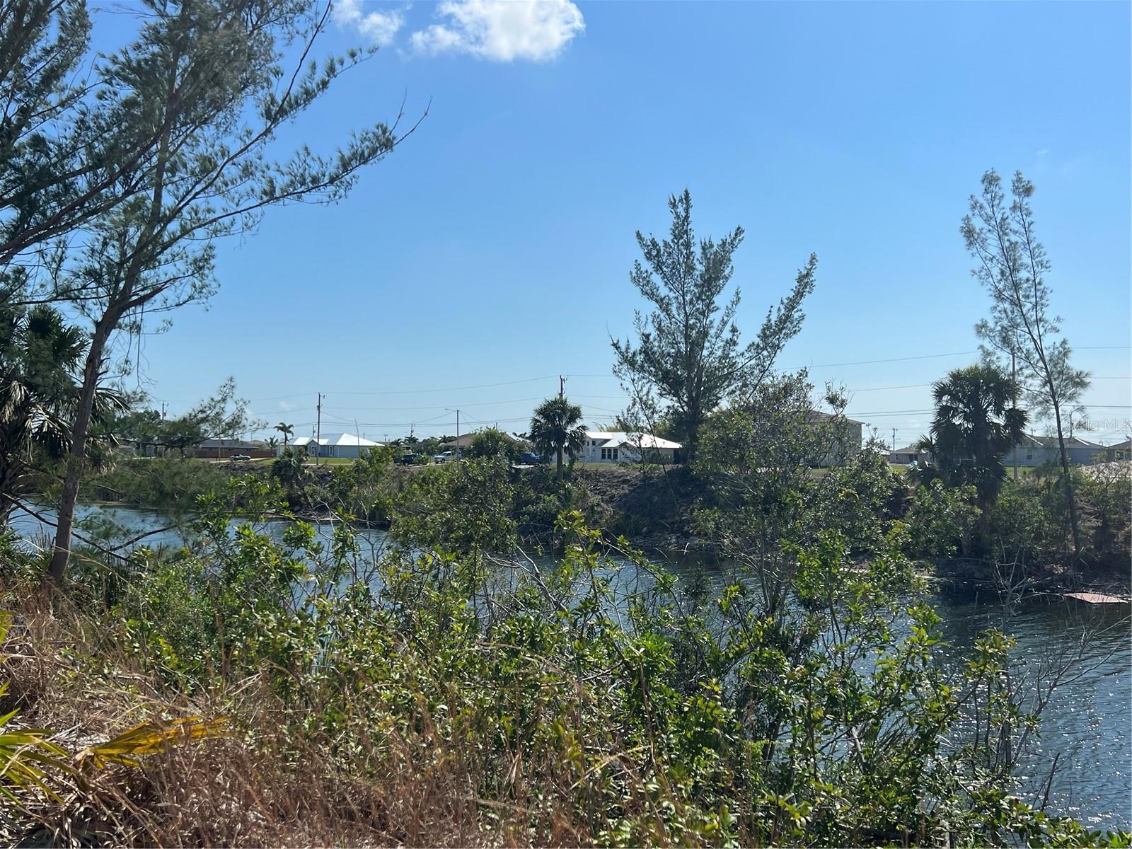 2204 Nw 6th Pl, Cape Coral, FL 33993