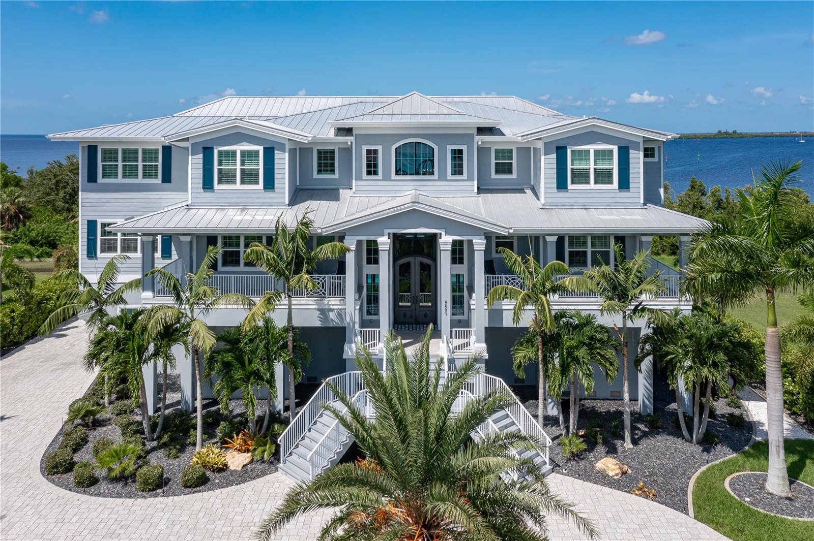 4601 Grassy Point Blvd, Port Charlotte, FL 33952