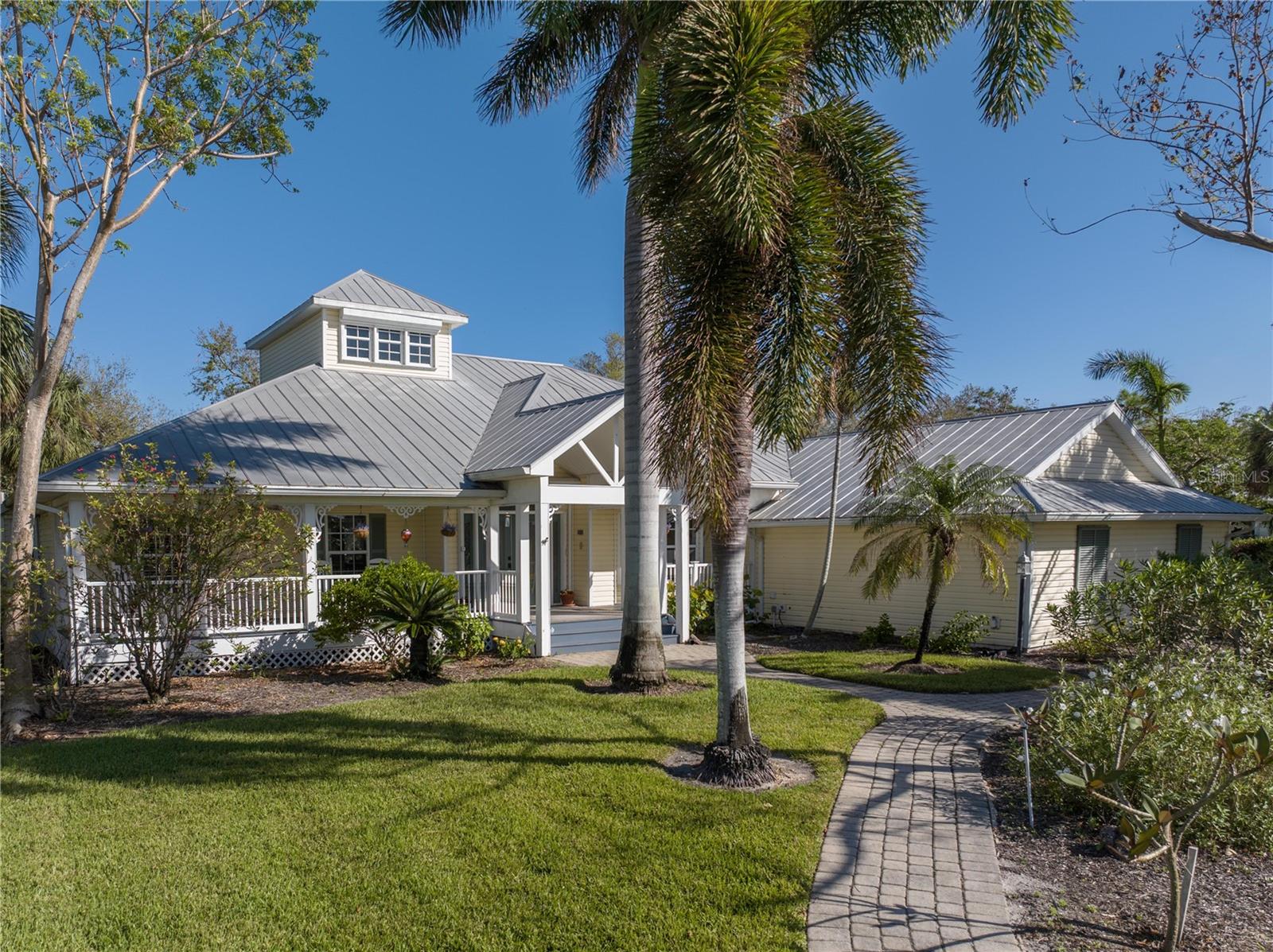 12510 Coconut Creek Ct, Fort Myers, FL 33908