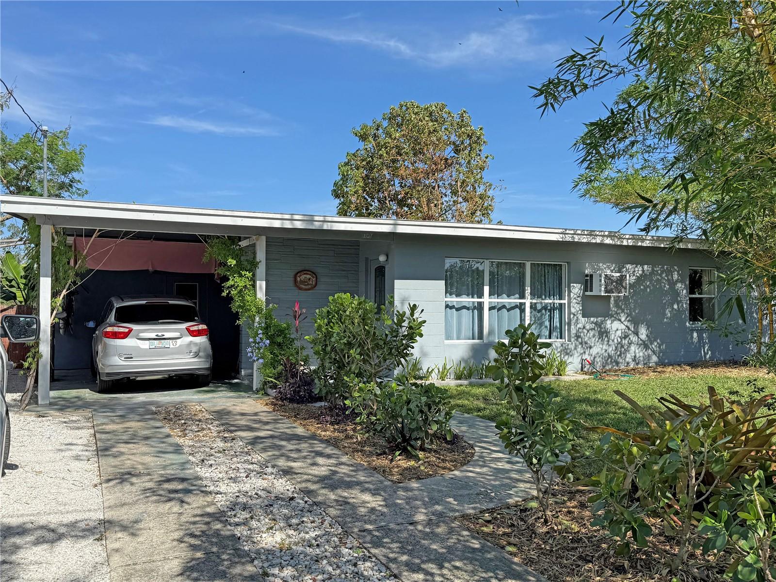 107 Dunn Dr Ne, Port Charlotte, FL 33952