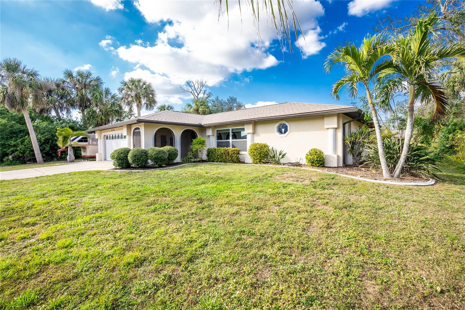 1190 Victoria Ave Nw, Port Charlotte, FL 33948