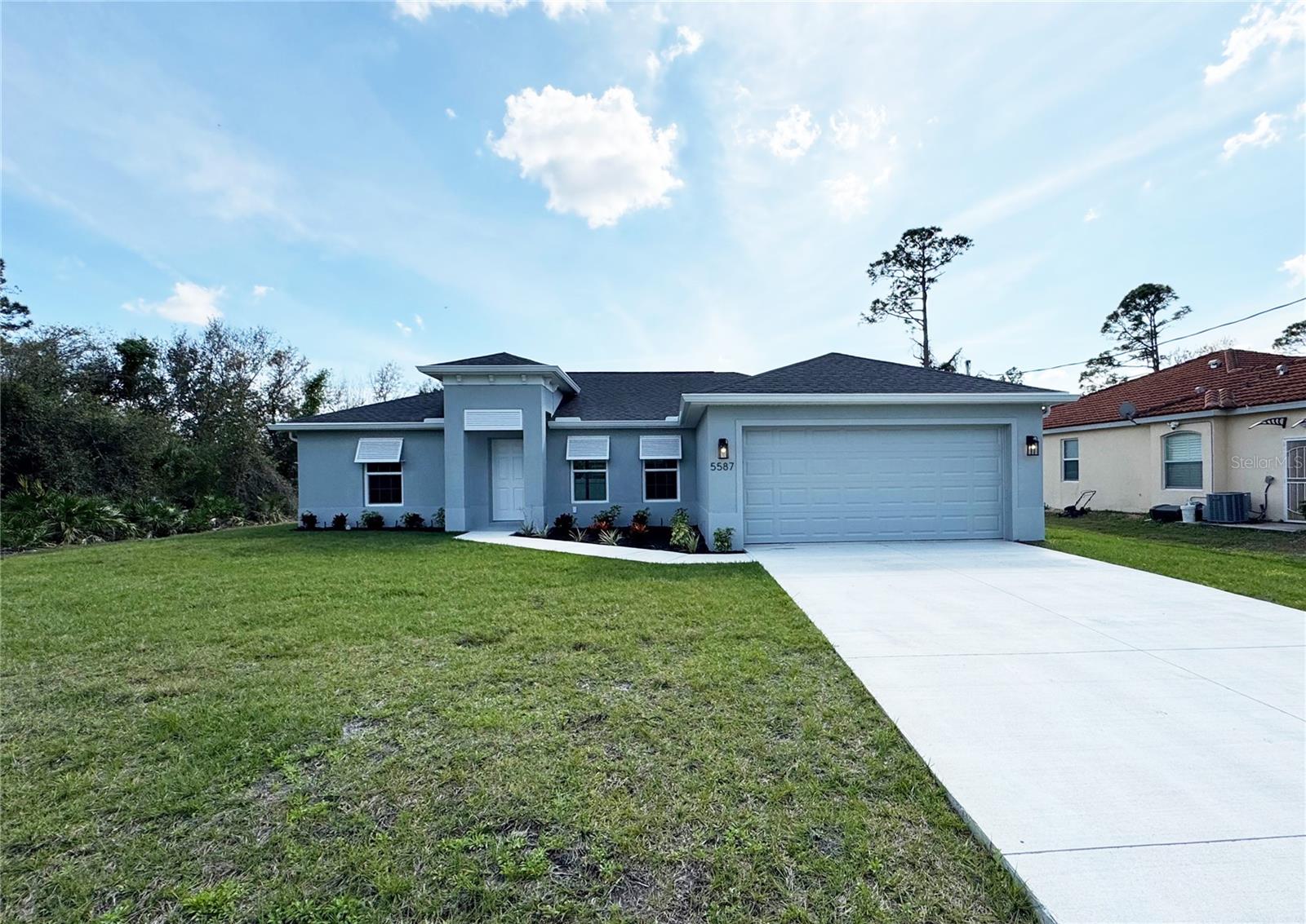 5587 E Price Blvd, North Port, FL 34288